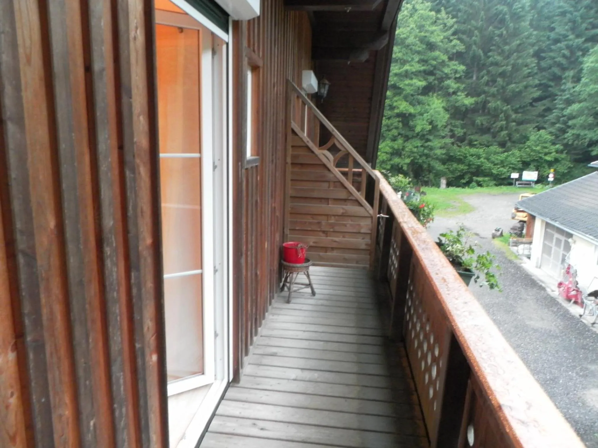 Photo of the whole room in Lug ins Land