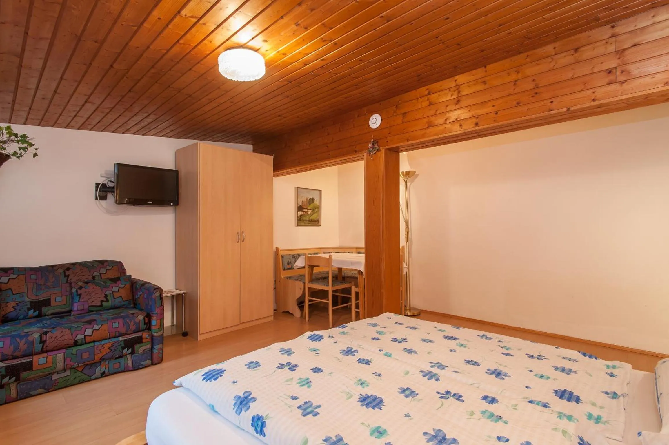 Dining area in Lug ins Land