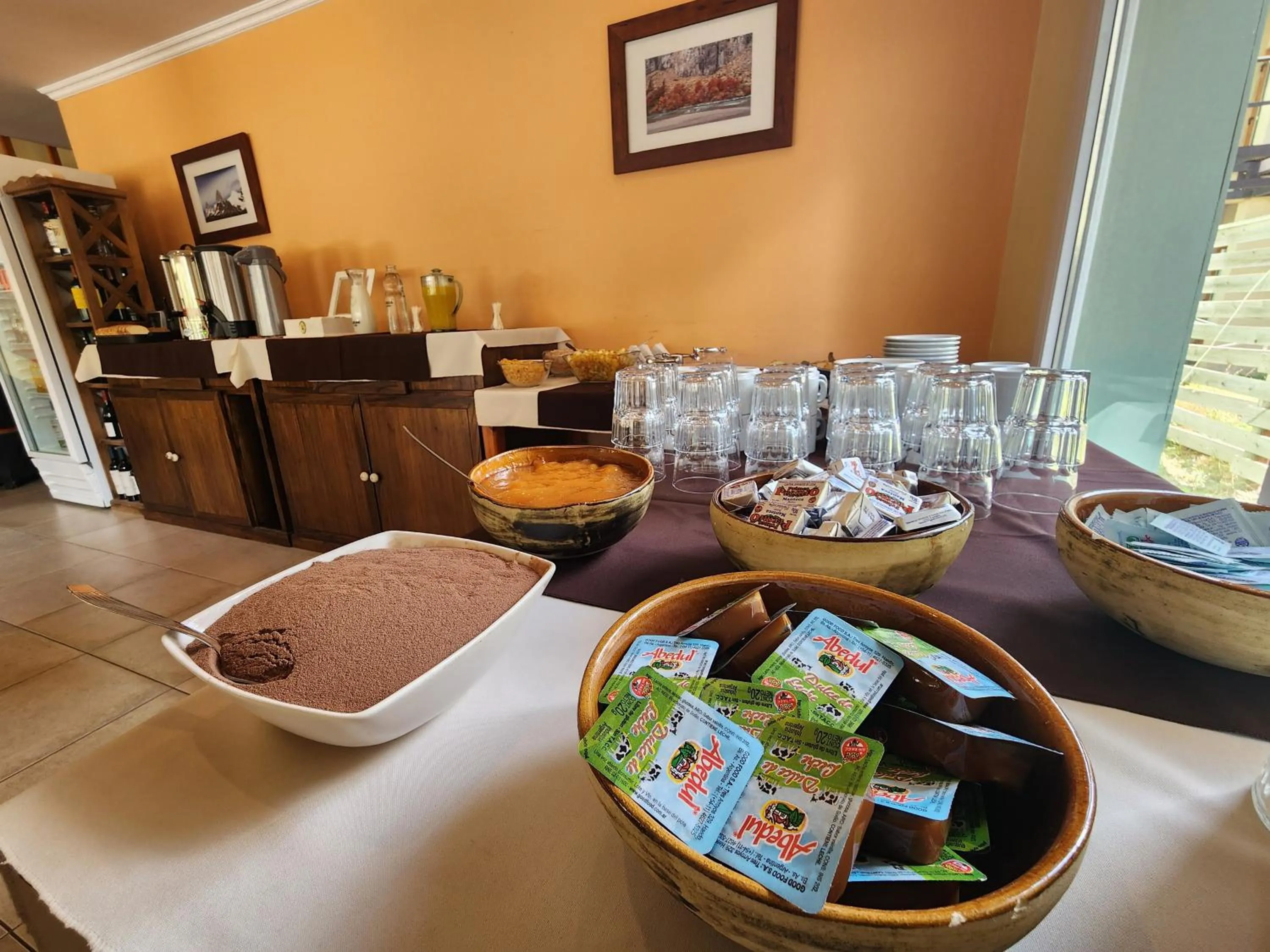 Breakfast in Hostería Vertical Lodge