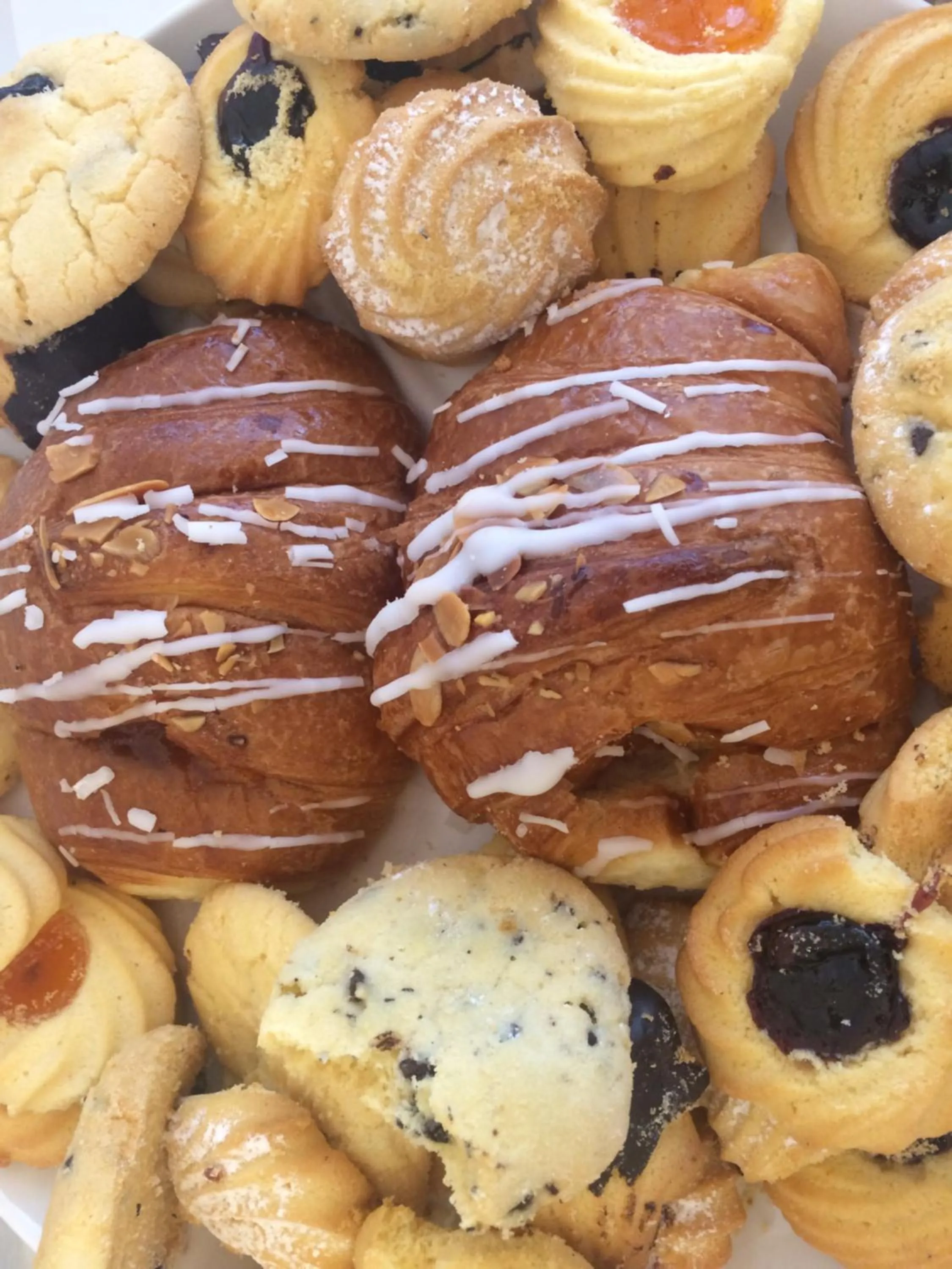 Continental breakfast in B&B VIA ROMA 25