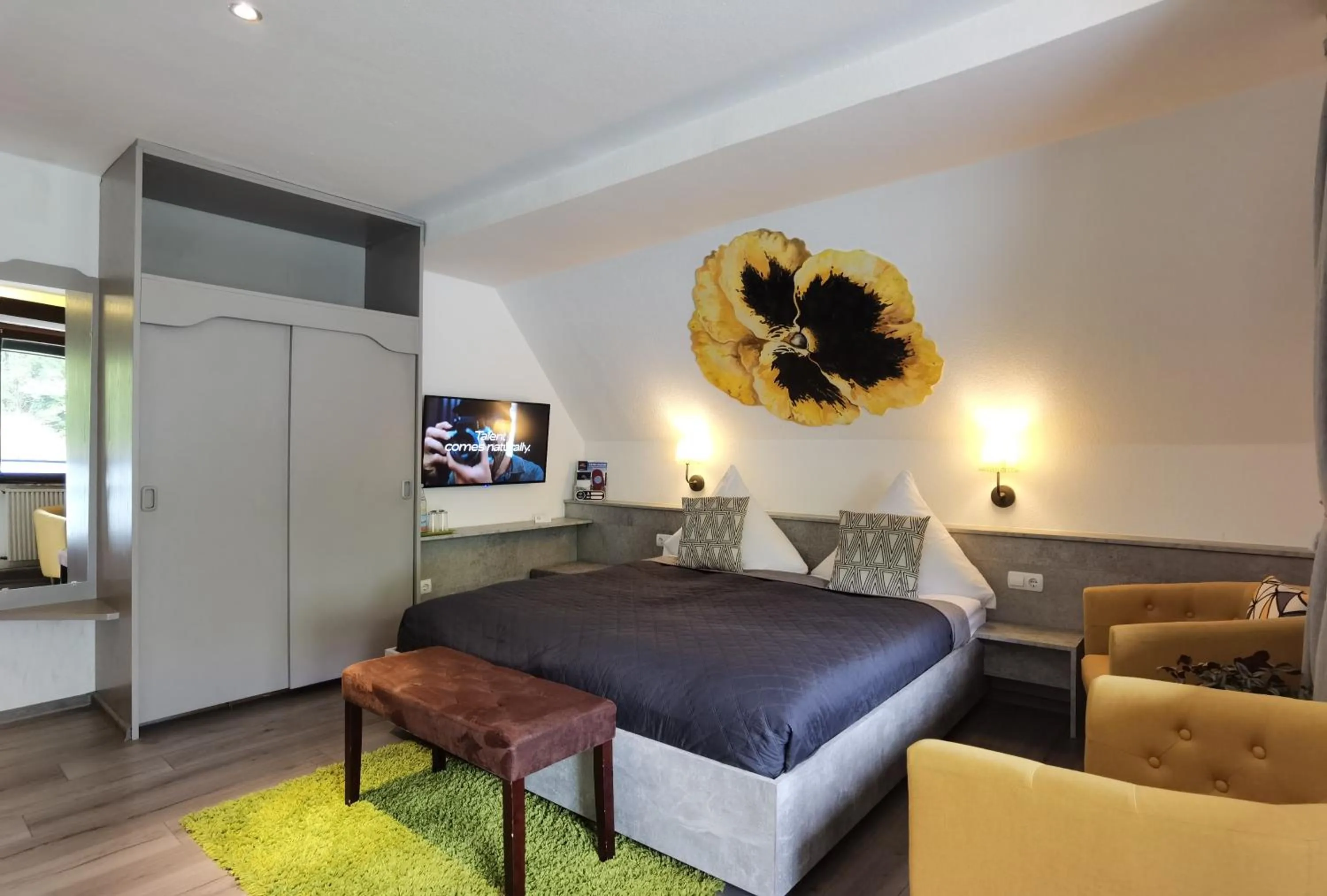 Photo of the whole room in Das Waldhaus