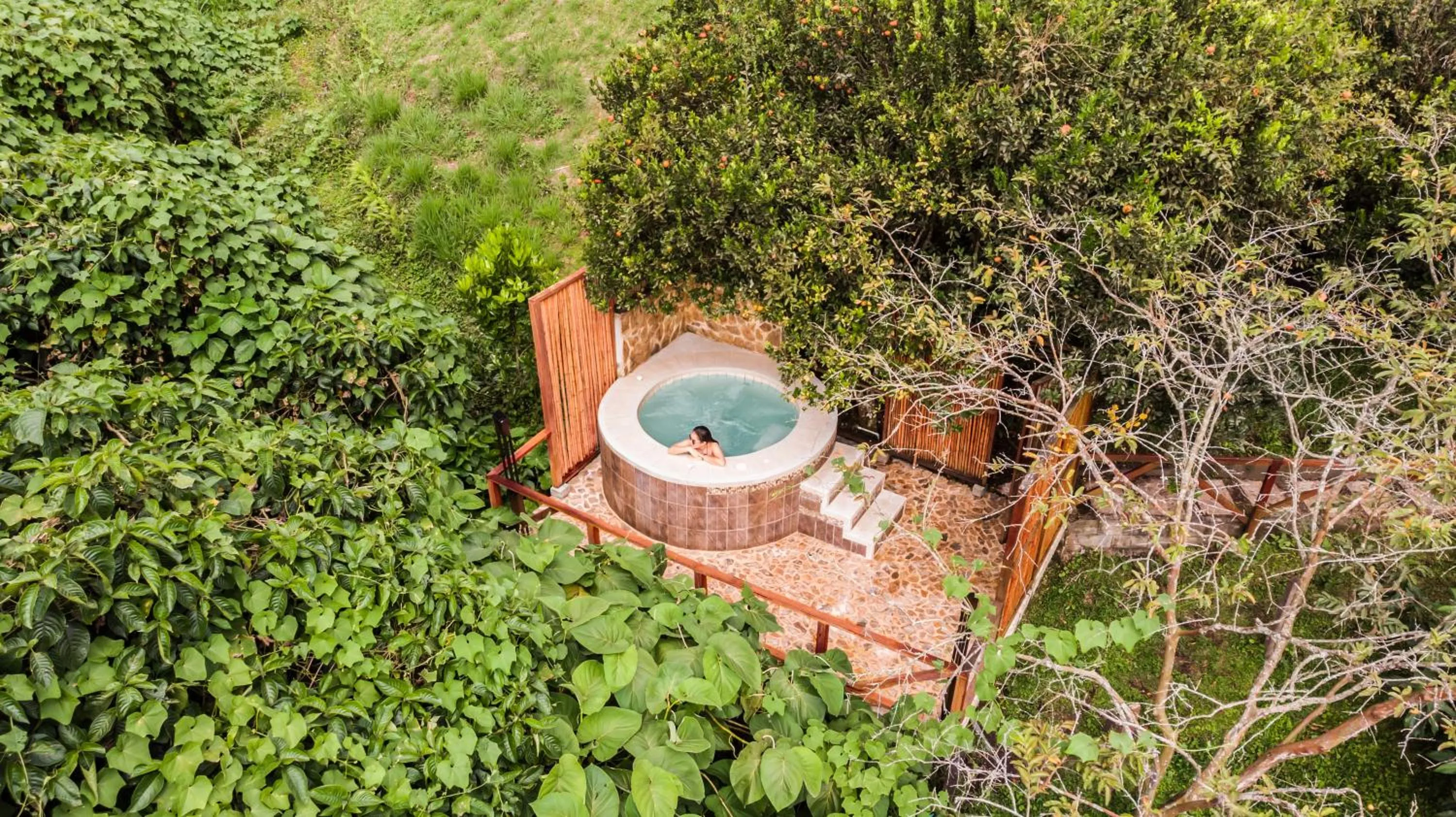 Hot Tub in Hotel Spa La Colina