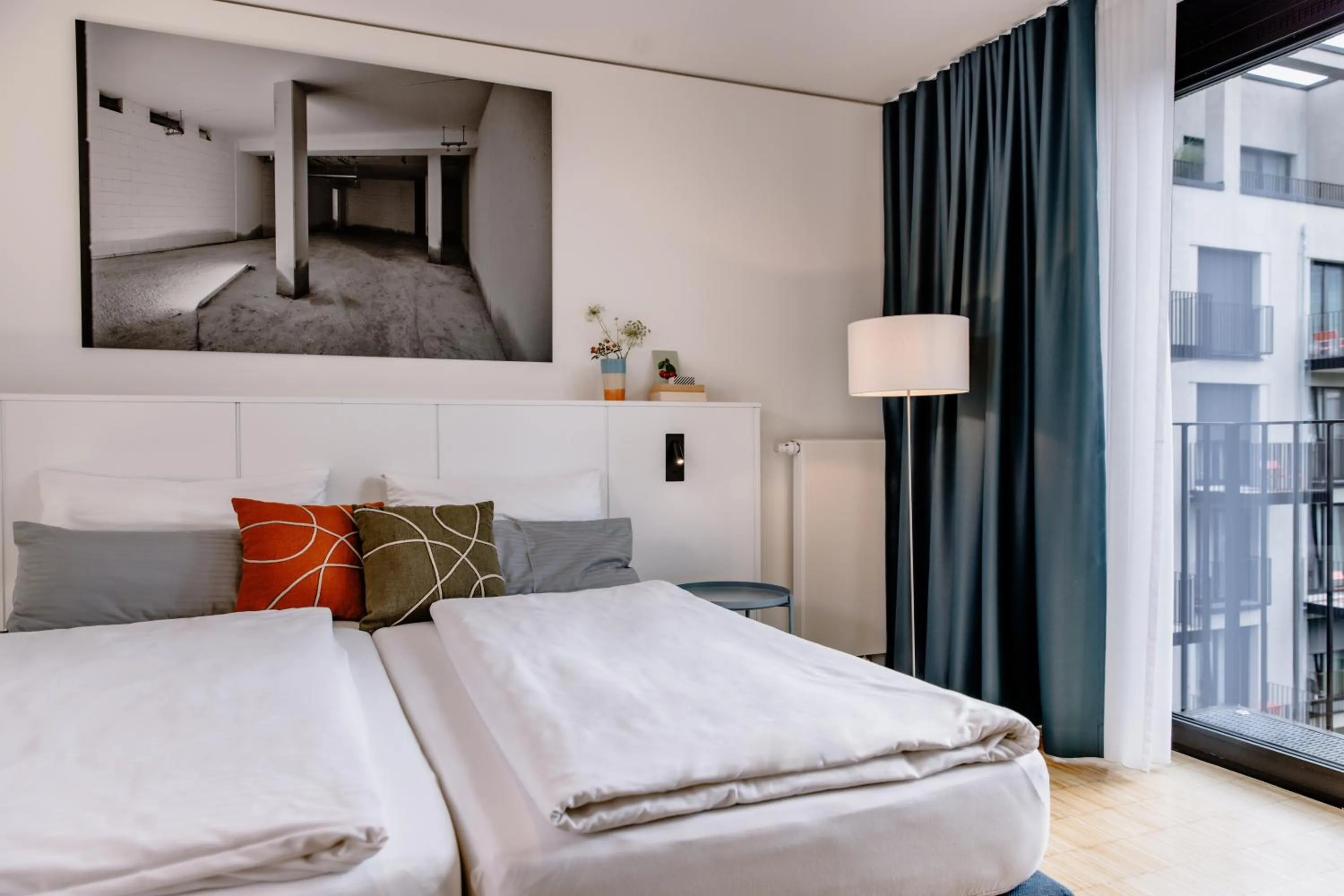 Bed in THE FLAG München M.