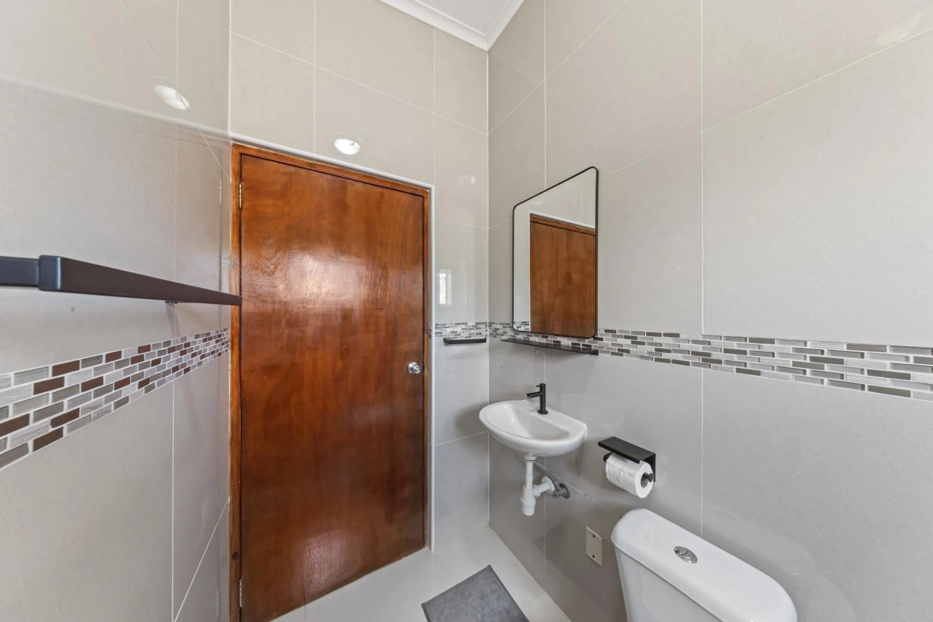 Bathroom in Curadise Living