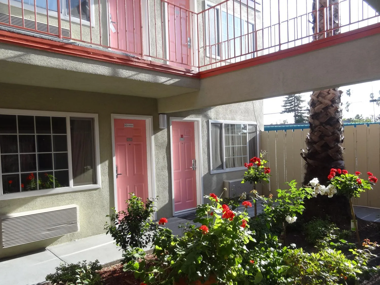 Property building in The Flamingo Motel San Jose