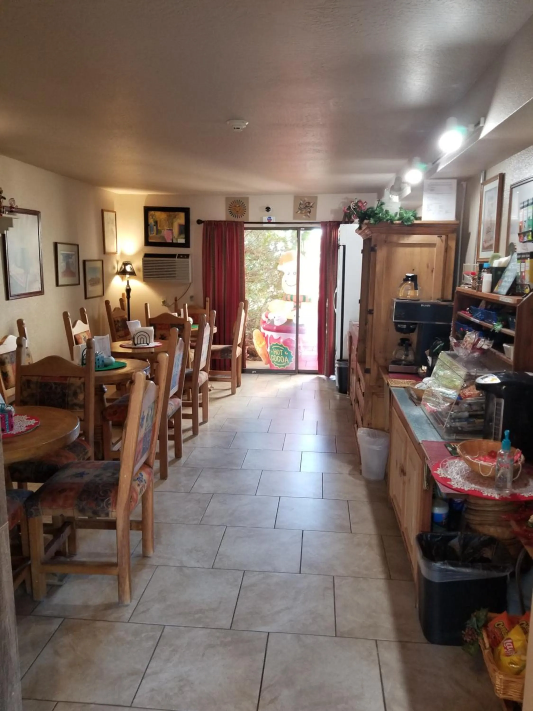 Breakfast in Beaver Creek Inn