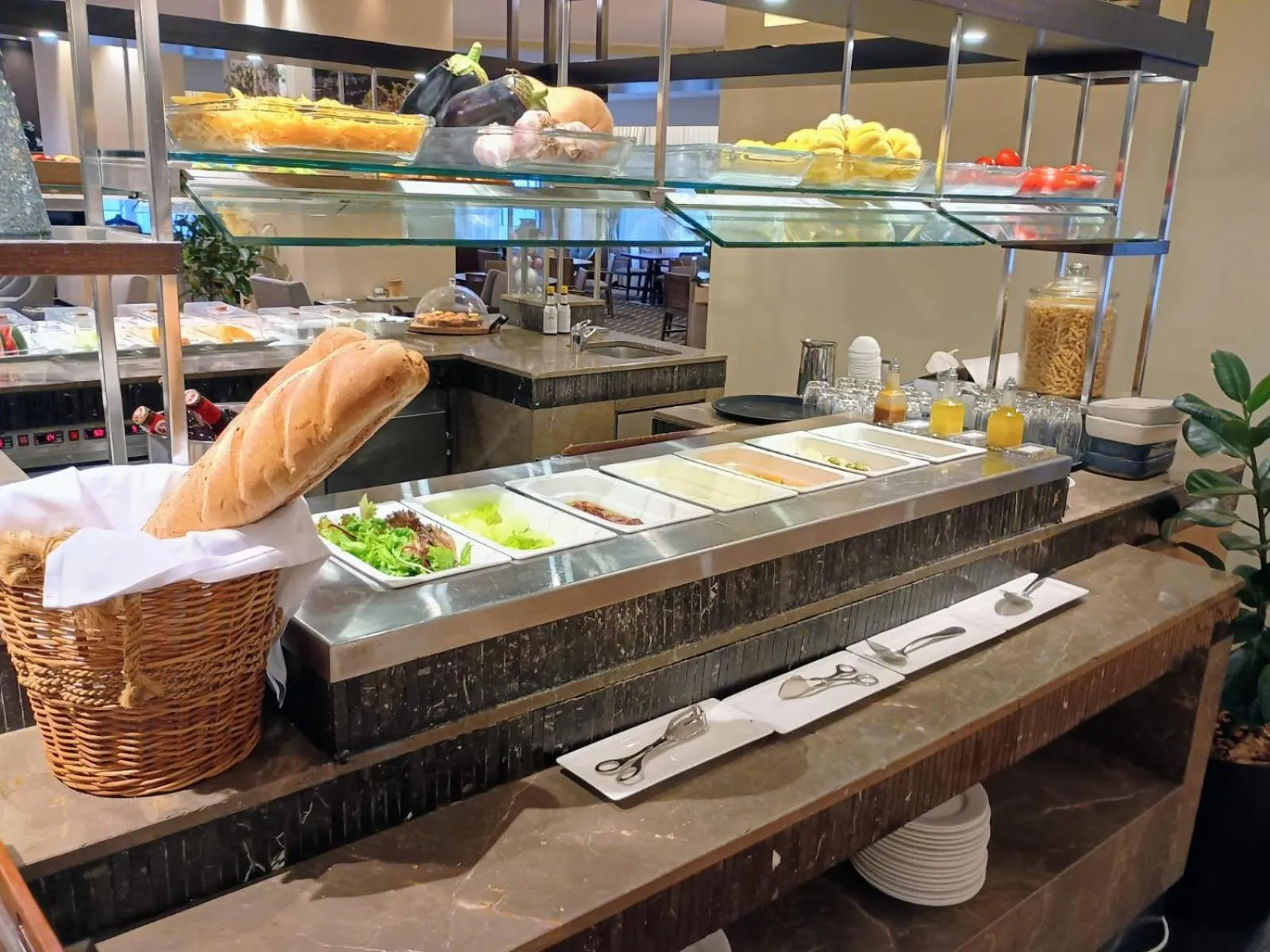 Restaurant/places to eat in Hyatt Regency Perth