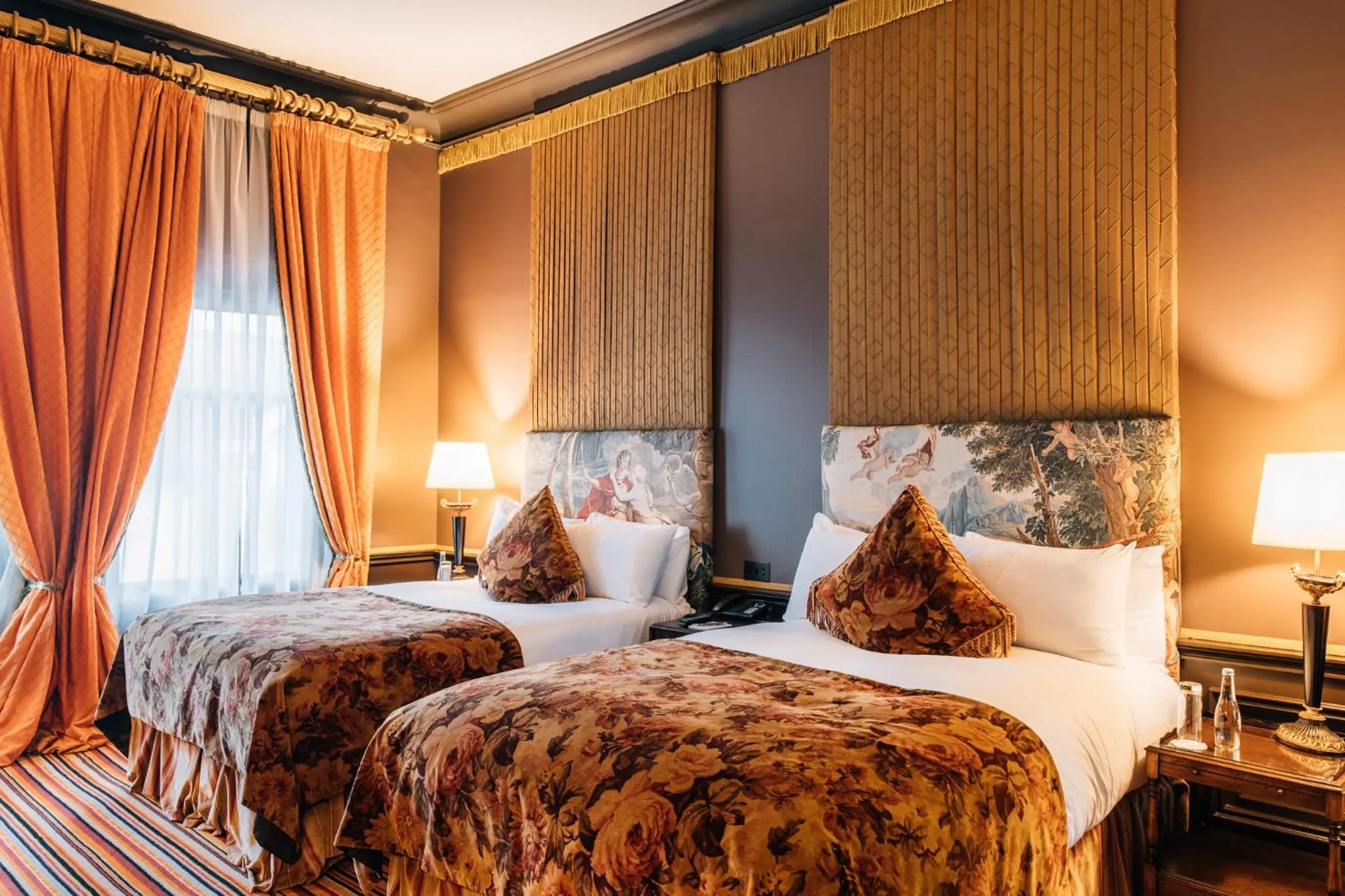 Bed in The Merchant Hotel