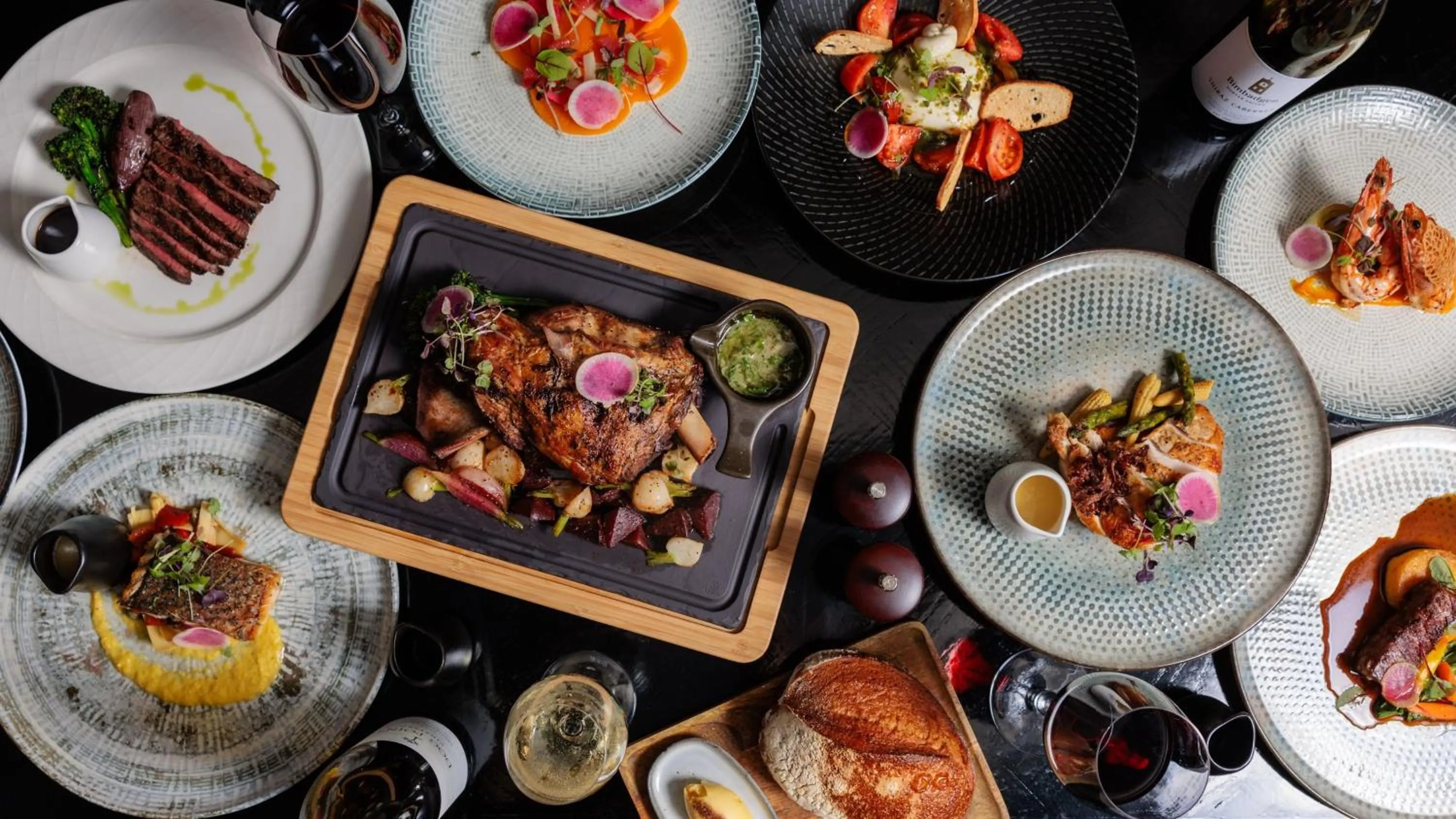 Restaurant/places to eat in InterContinental Sanctuary Cove Resort by IHG