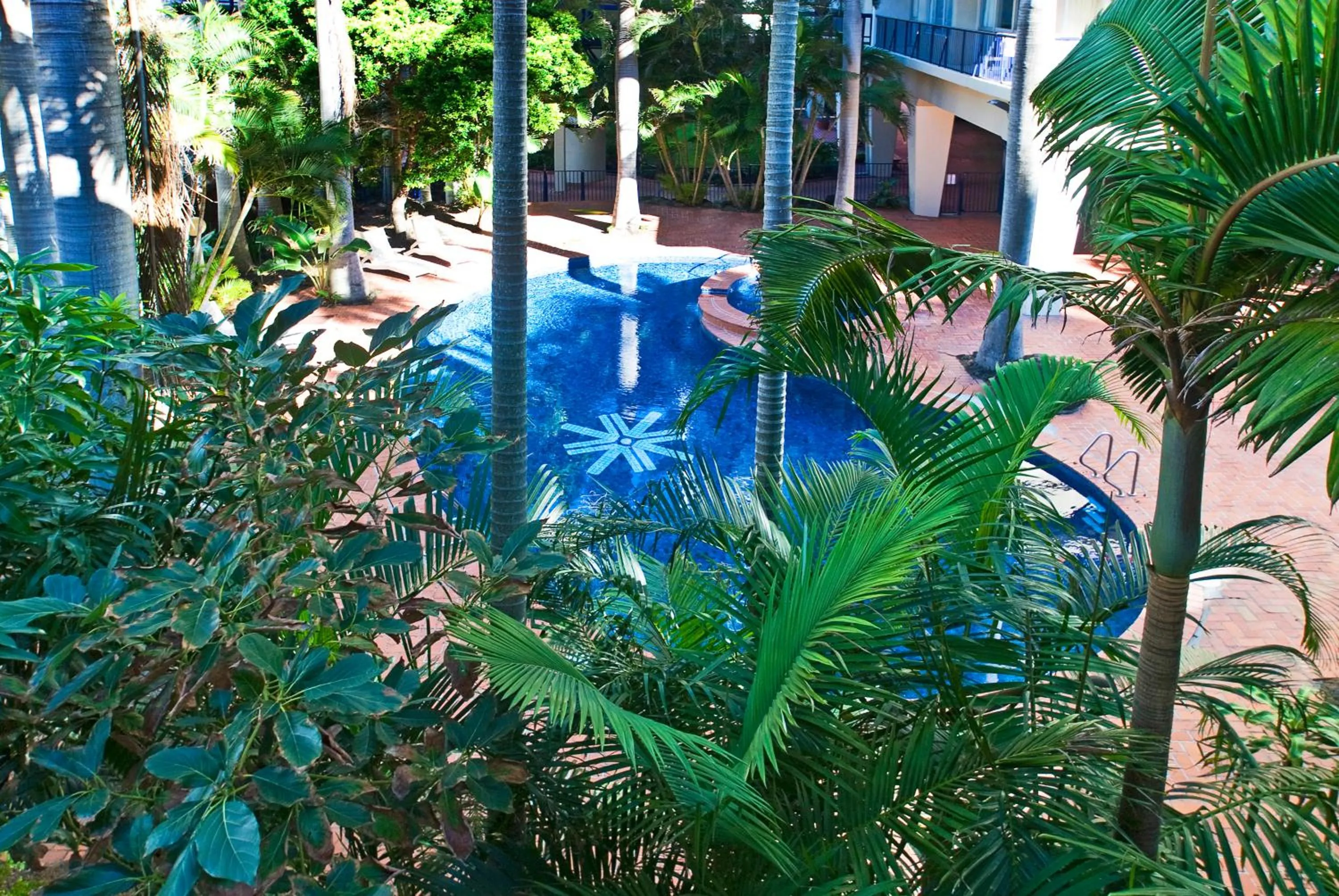 Swimming pool in Centrepoint Resort
