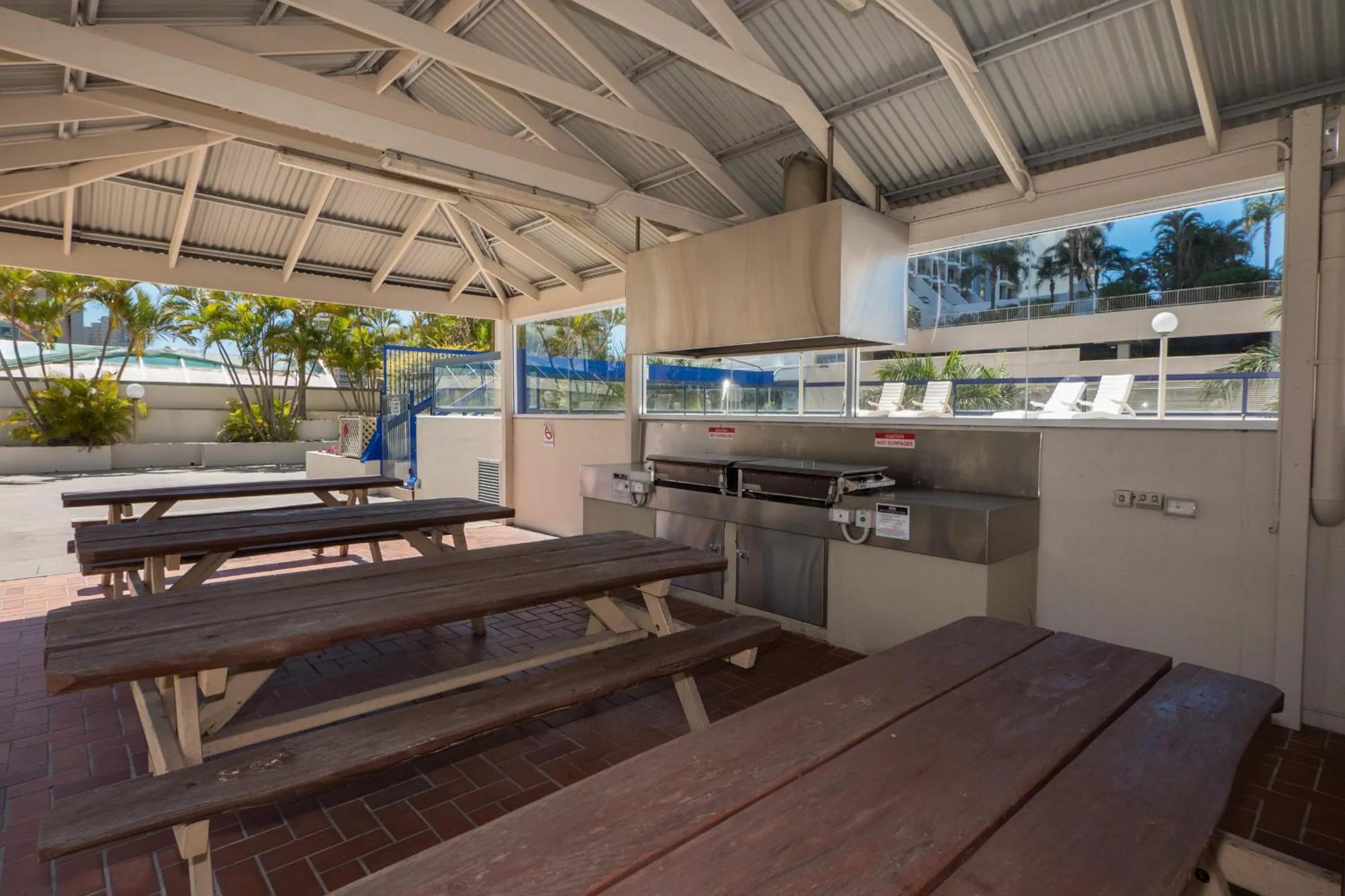 Restaurant/places to eat in Centrepoint Resort