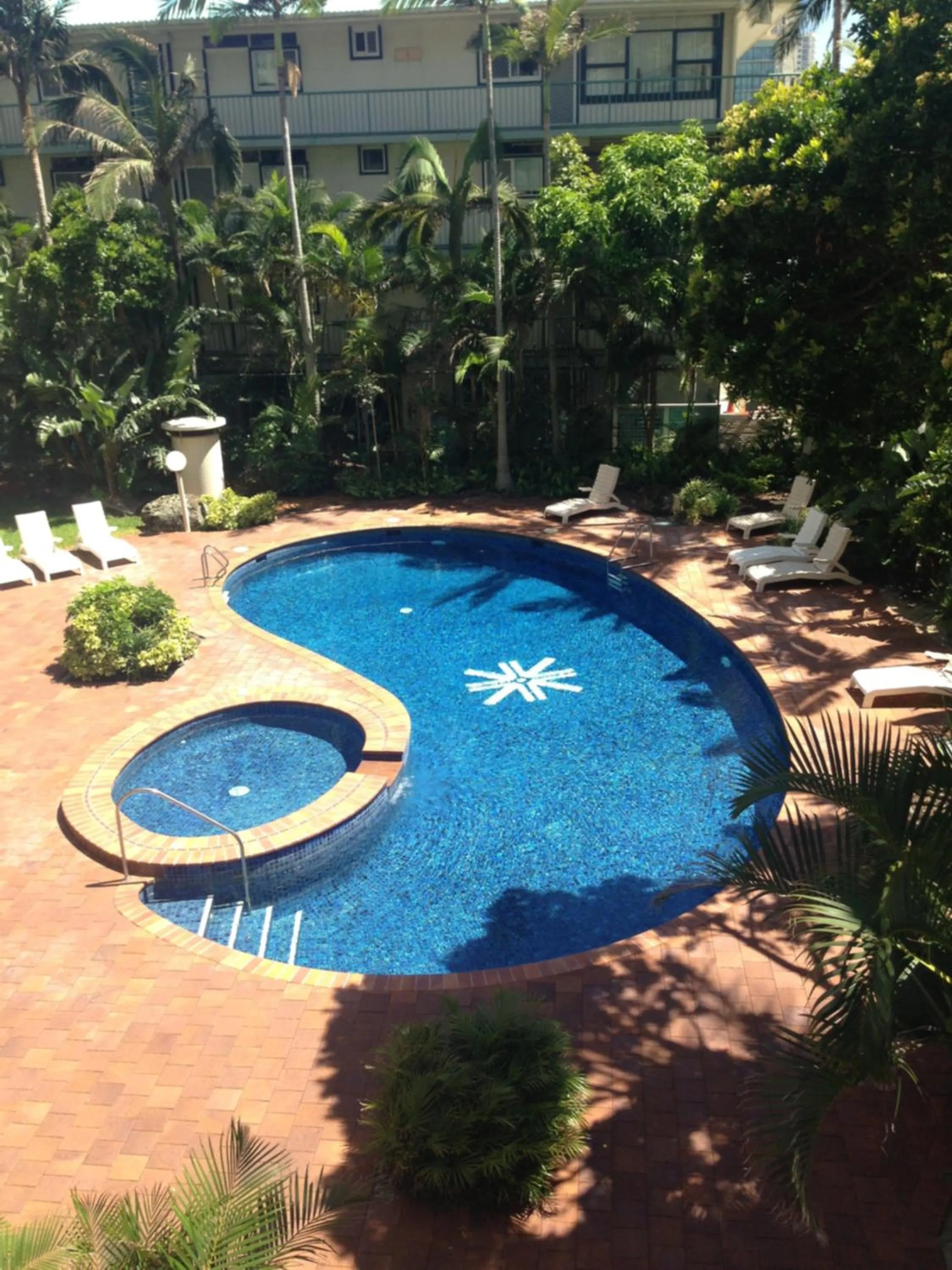 Swimming pool in Centrepoint Resort