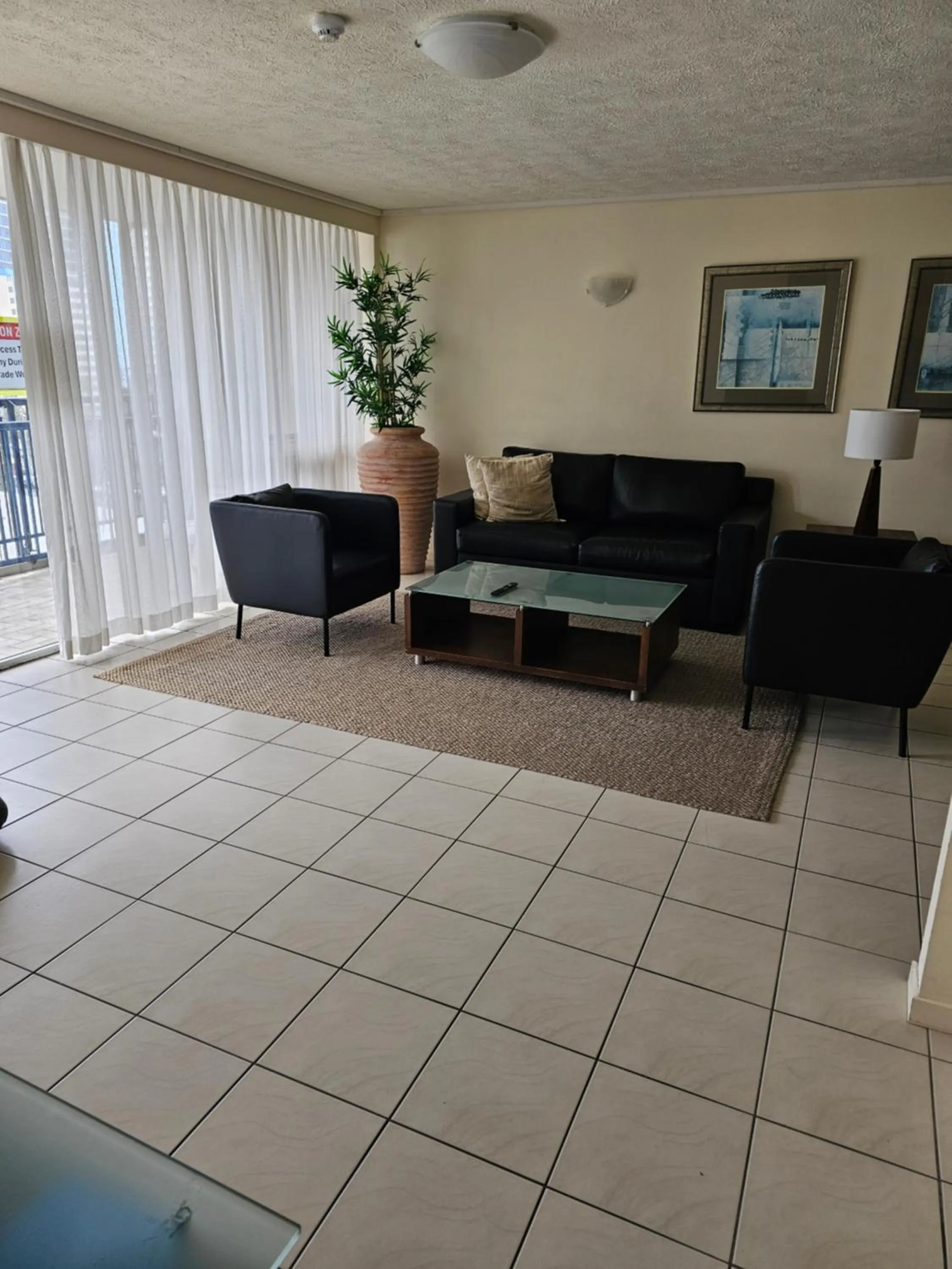 Living room in Centrepoint Resort