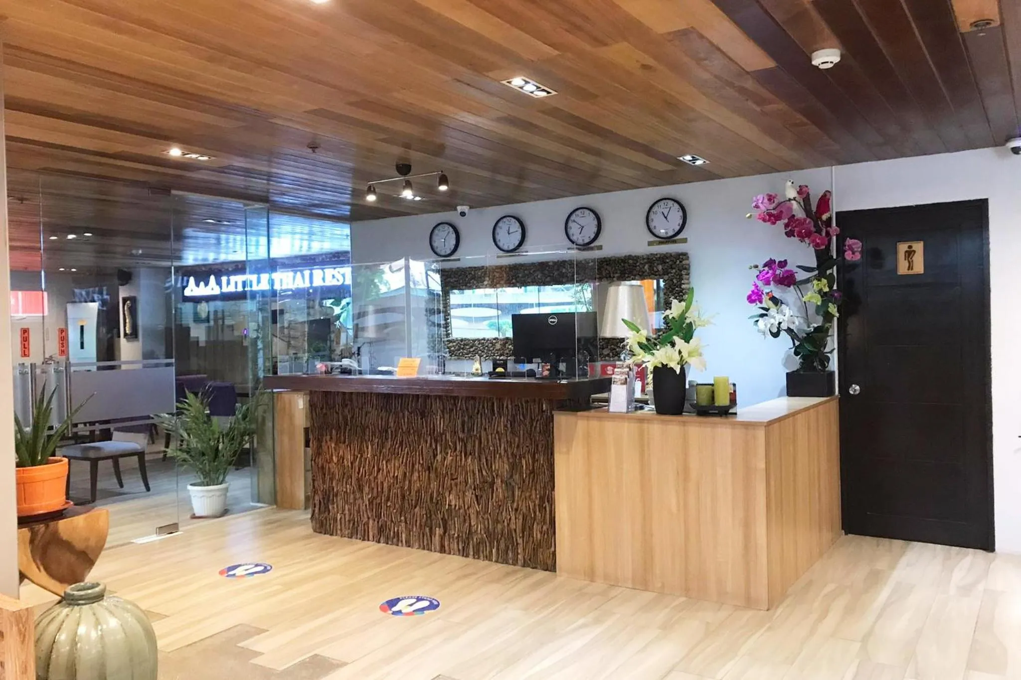 Cebu Uncle Toms Cabin Hotel powered by Cocotel