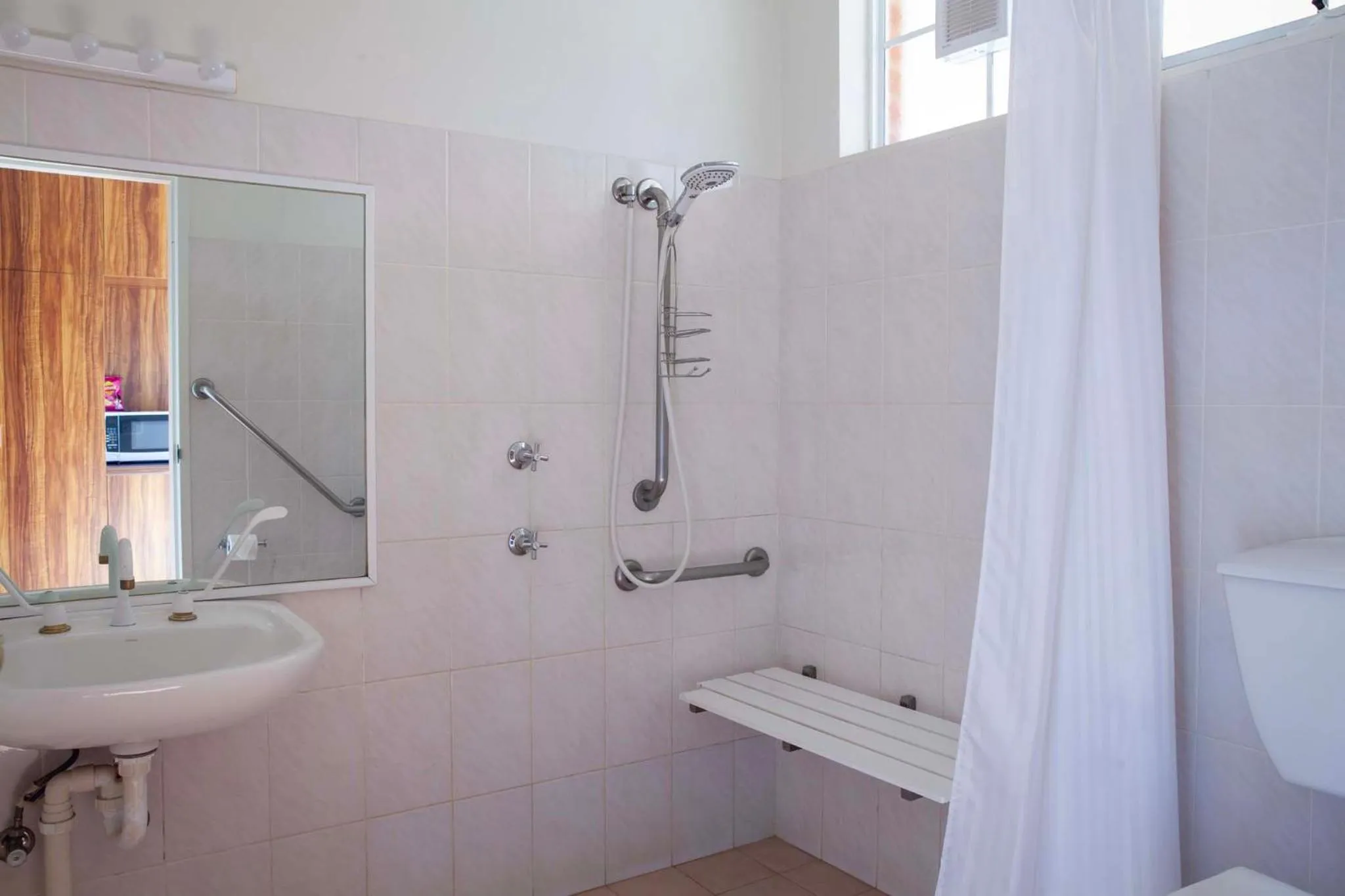 The Kidman Wayside Inn