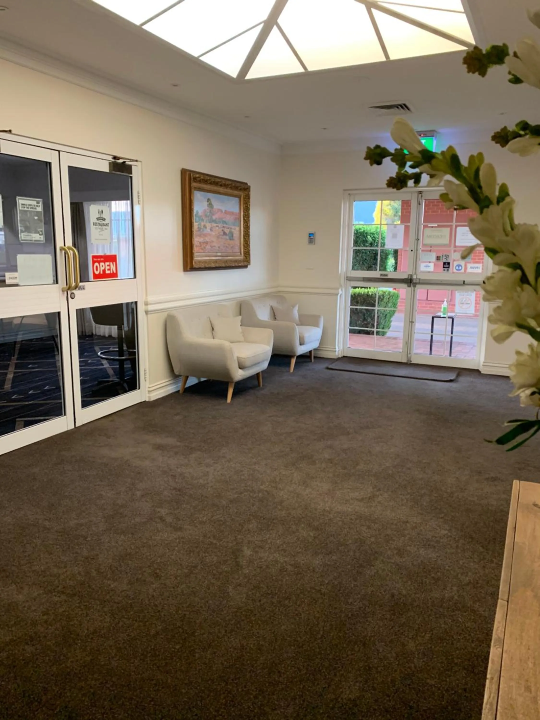 The Kidman Wayside Inn