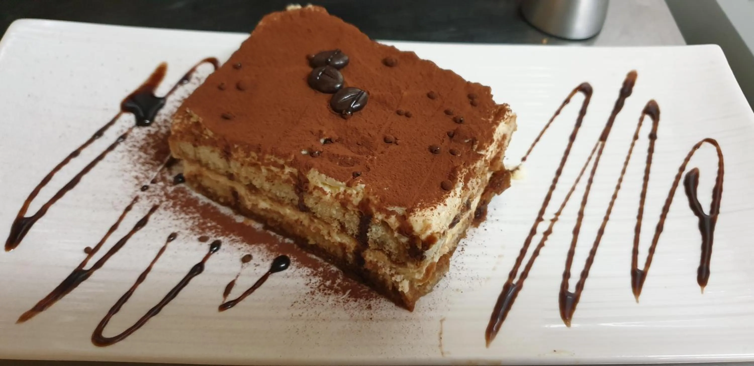 Restaurant/places to eat in Hôtel Saint Jacques