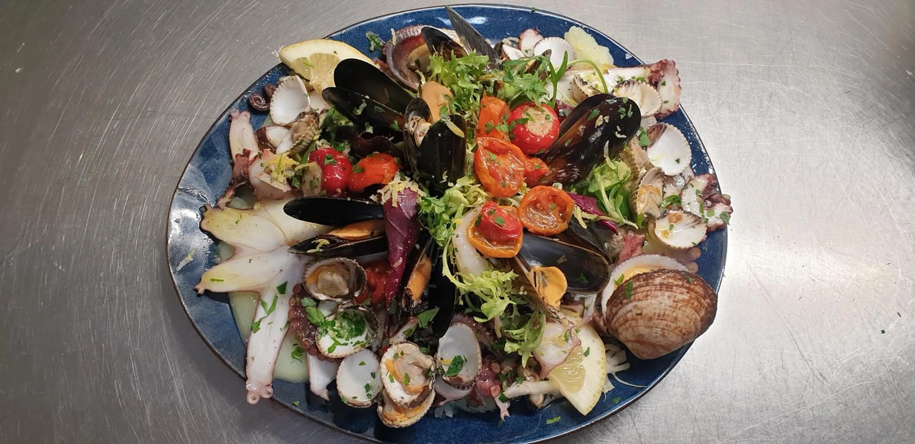 Restaurant/places to eat in Hôtel Saint Jacques