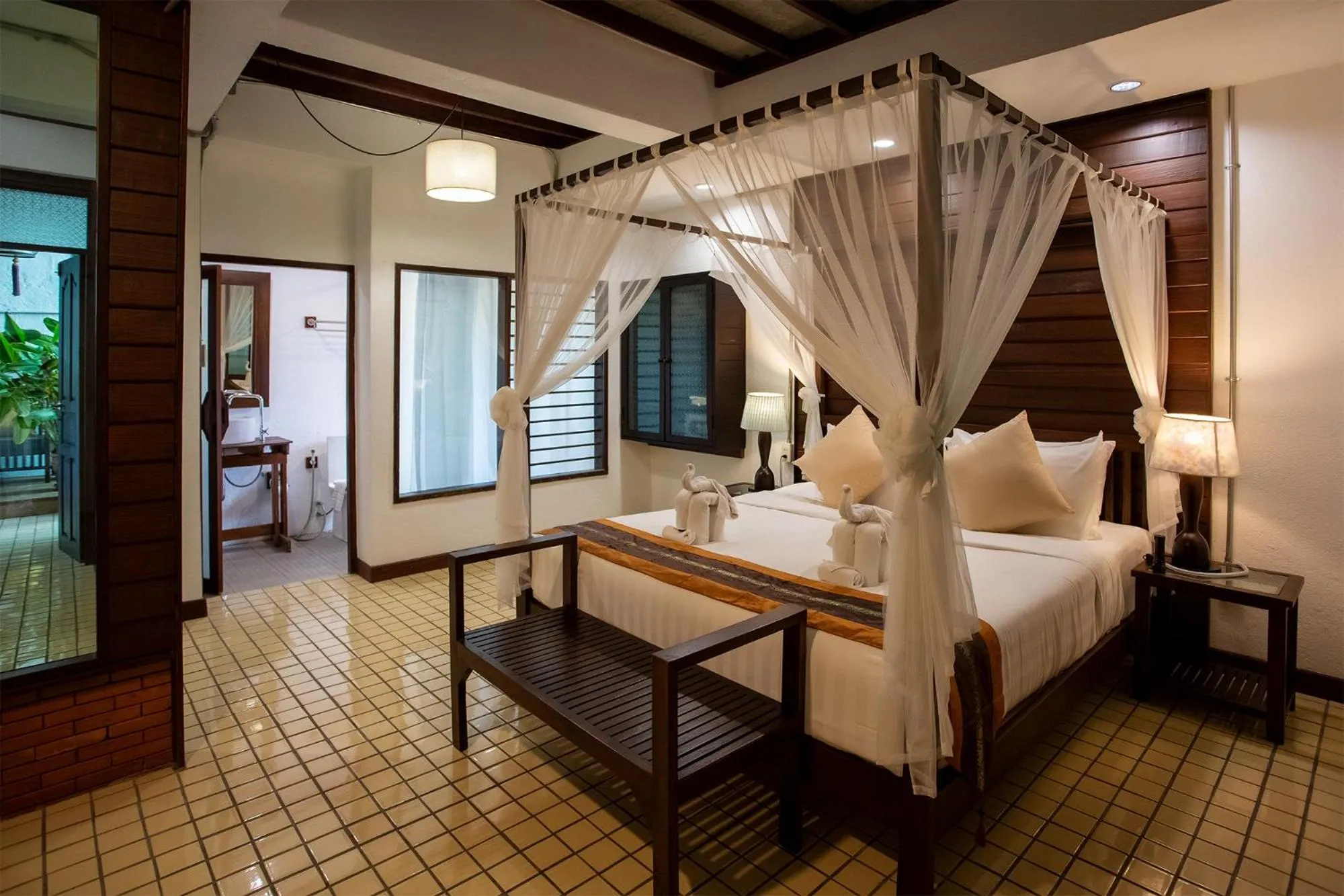 Photo of the whole room, Bed in Ban Chang Tong