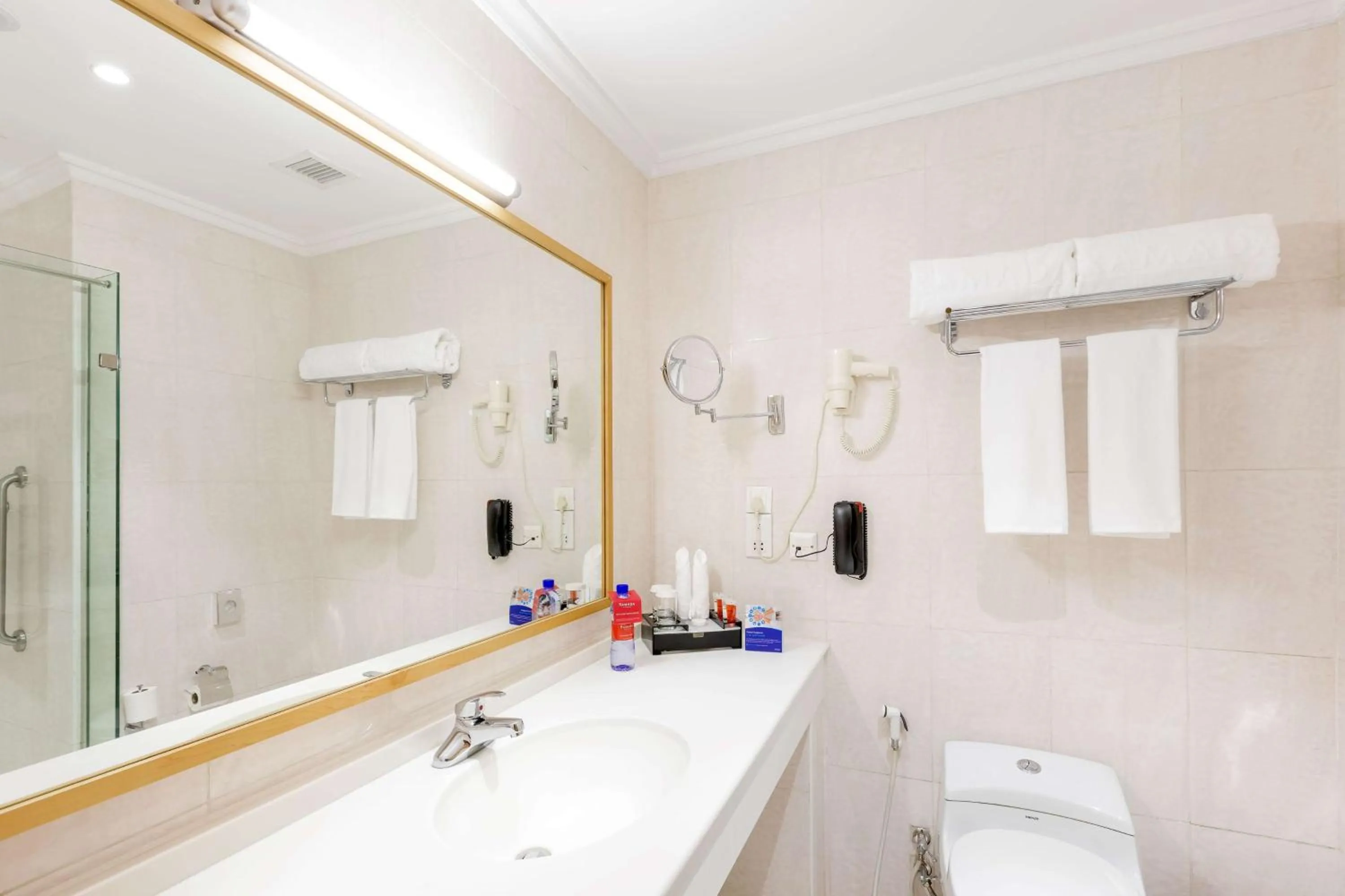 Bathroom in Ramada Addis, Addis Ababa