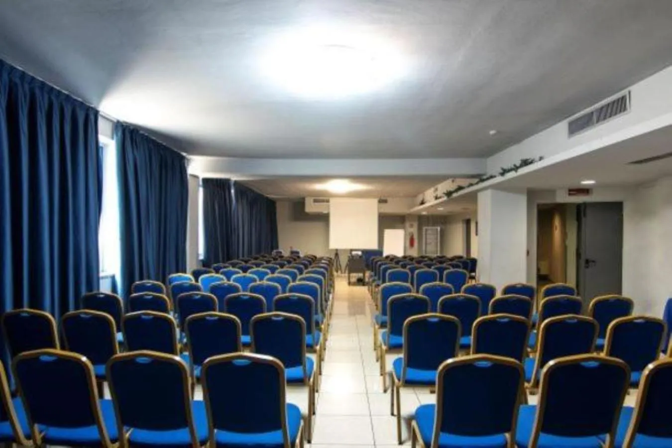 Meeting/conference room in Blu Hotel - Sure Hotel Collection by Best Western