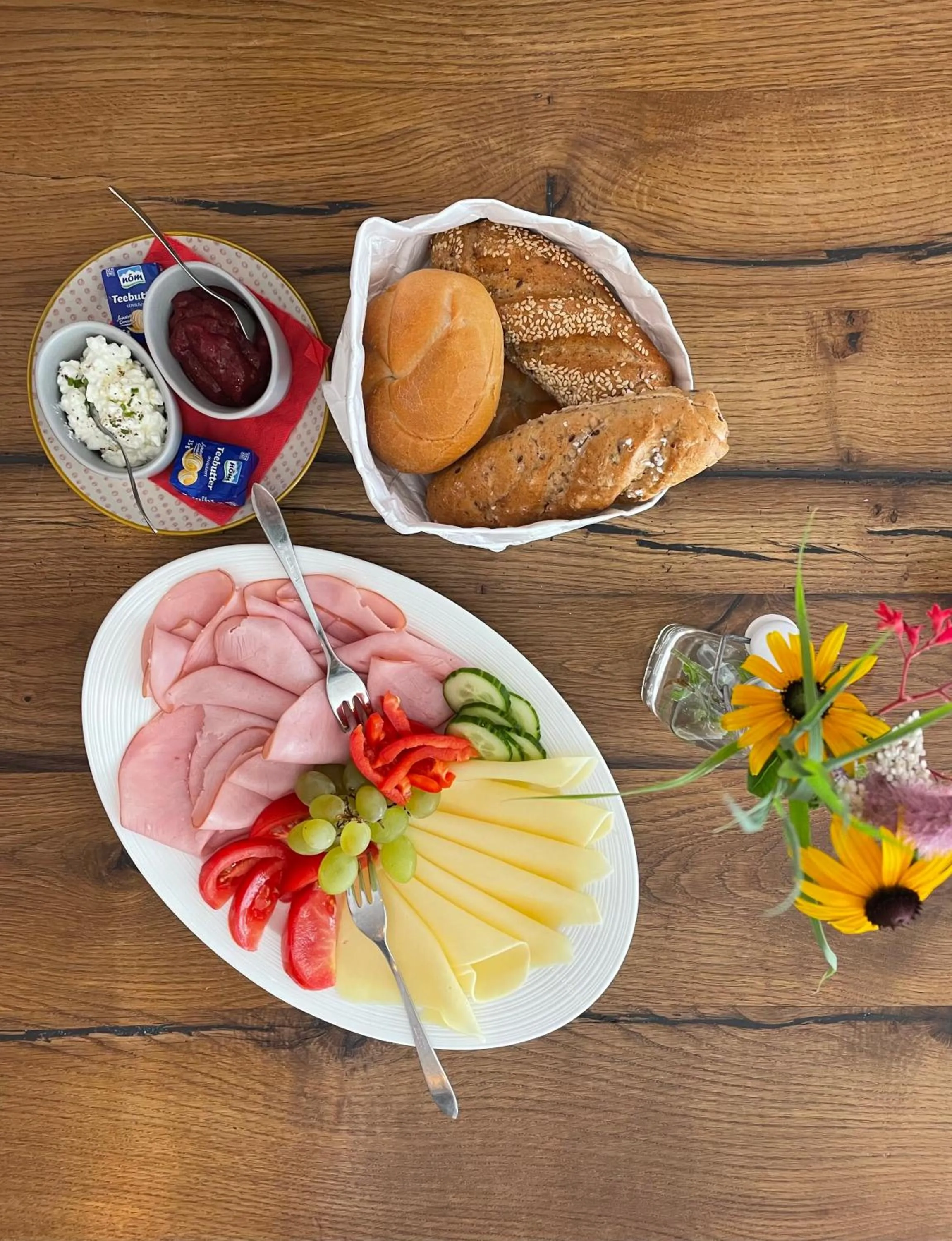 Restaurant/places to eat in Fleischerei - Apartments, Cafe & Weinbar