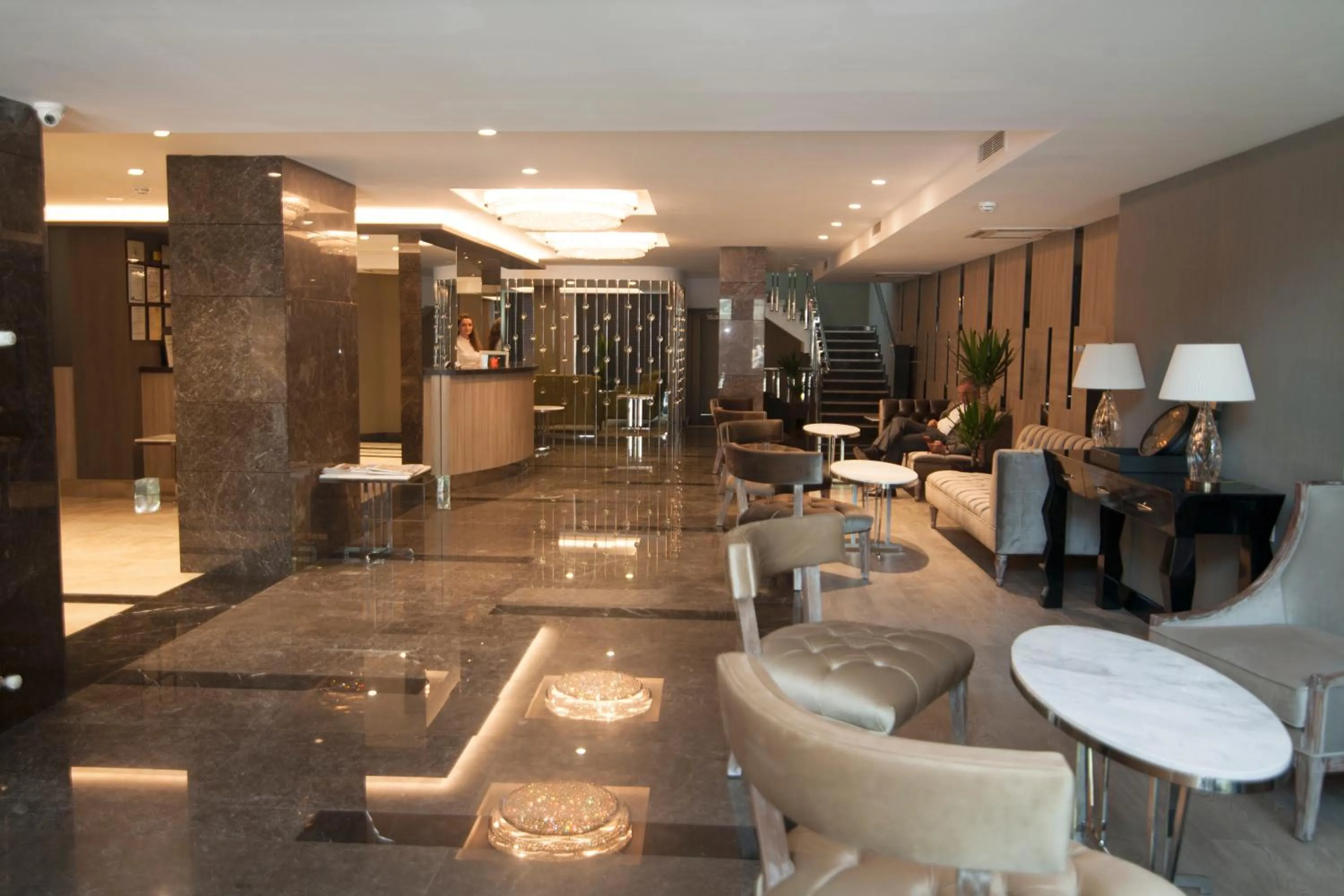 Lobby or reception in Yeni Bahar Otel