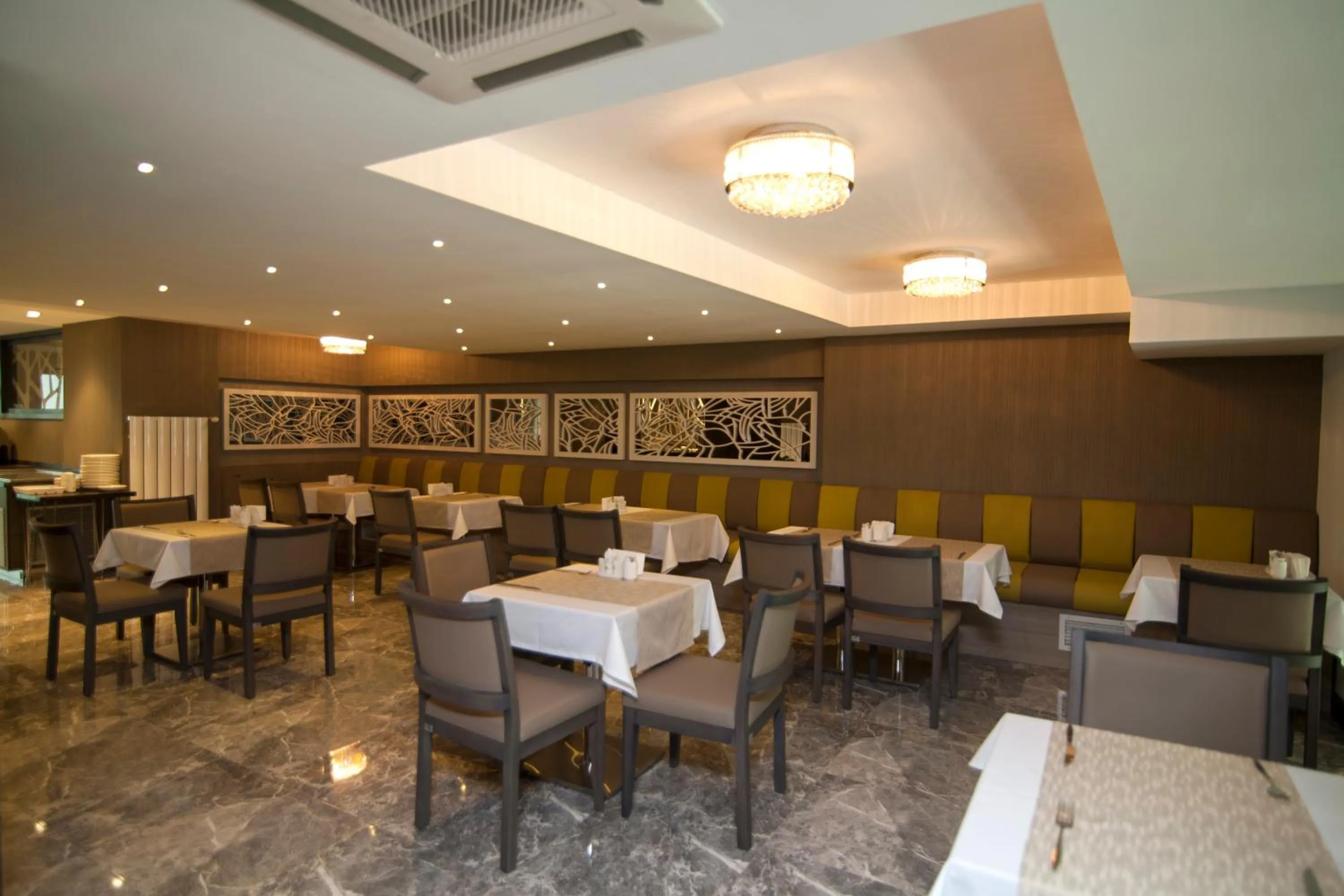 Restaurant/places to eat in Yeni Bahar Otel