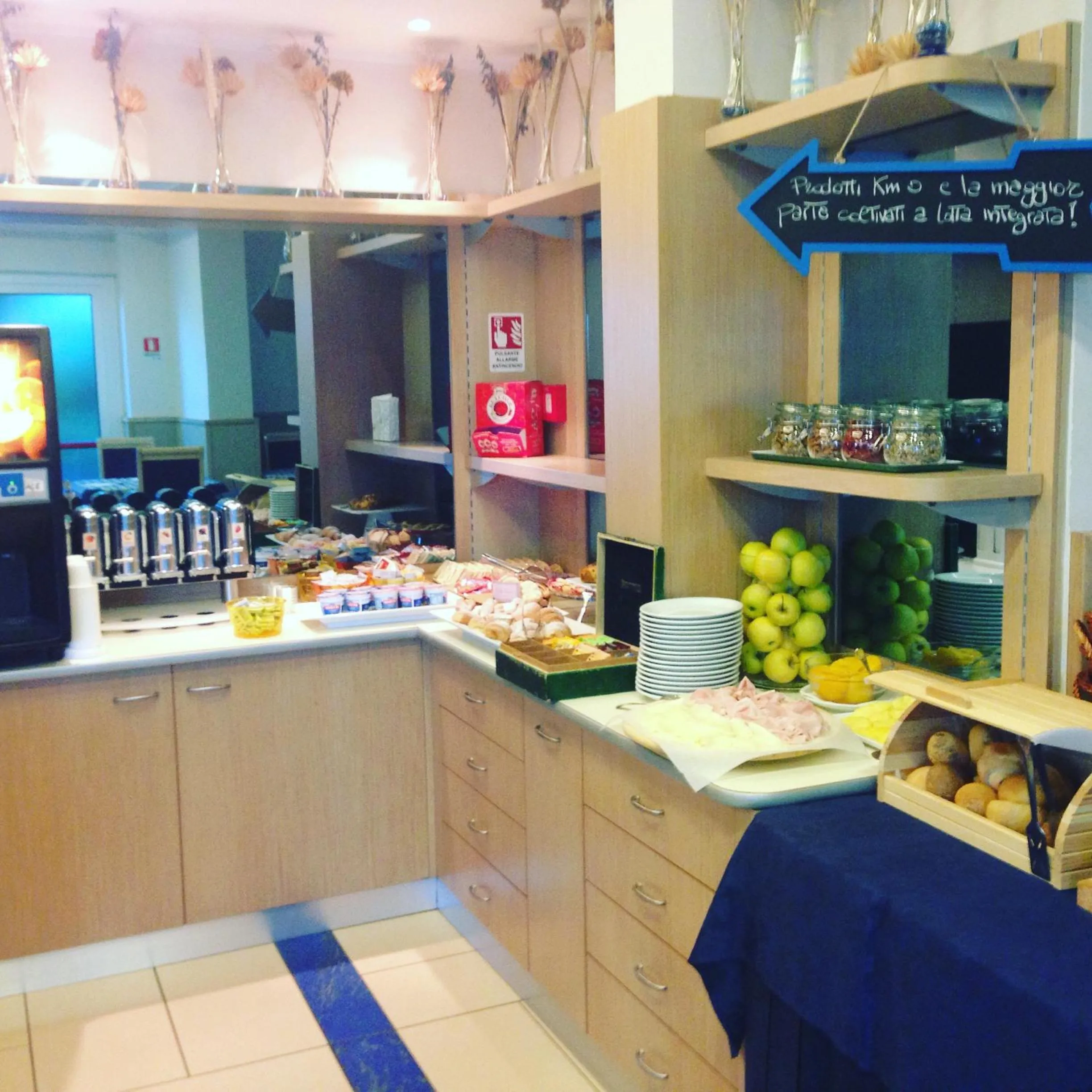 Restaurant/places to eat in Hotel Jole