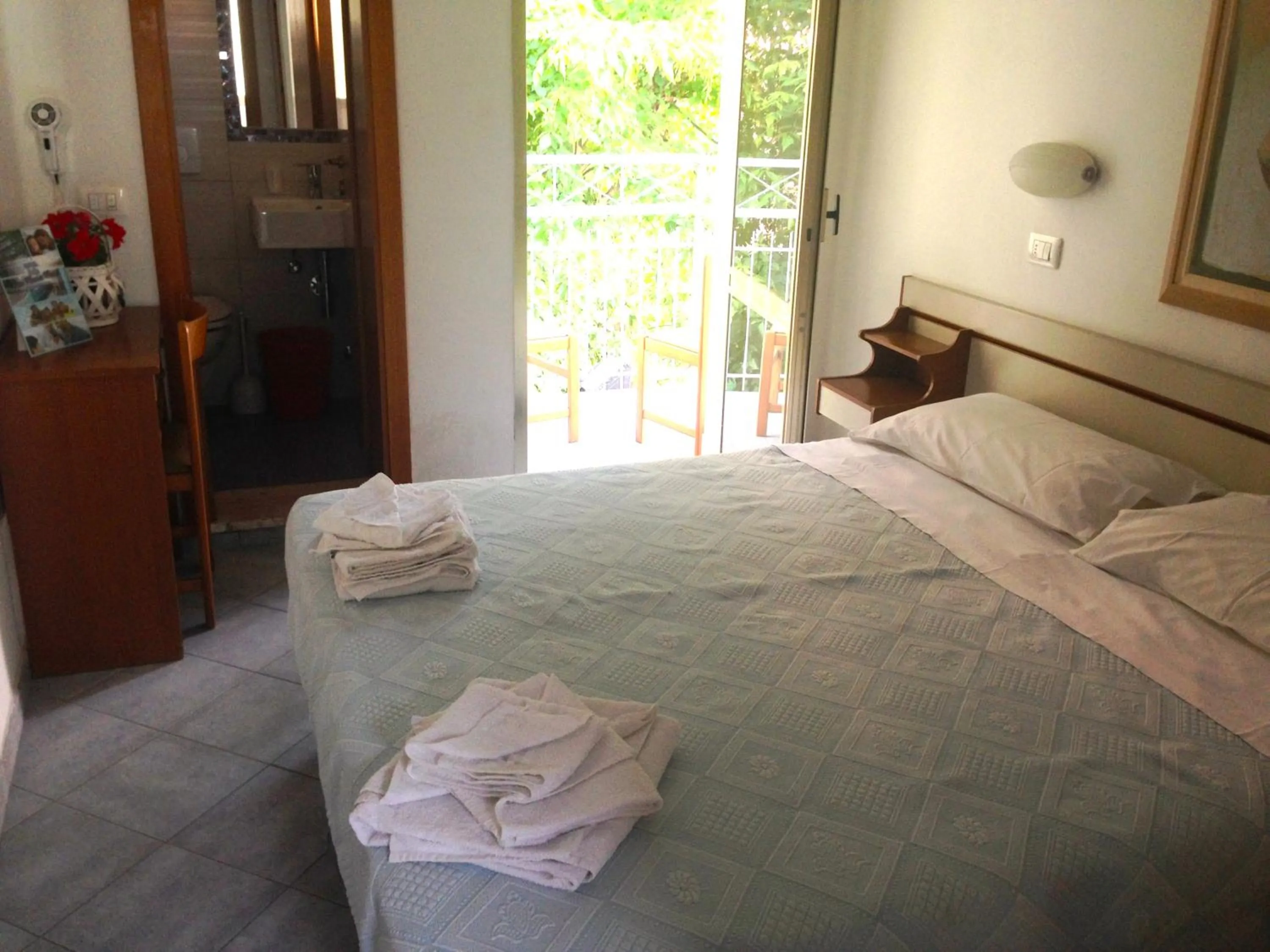 Bedroom, Bed in Hotel Jole