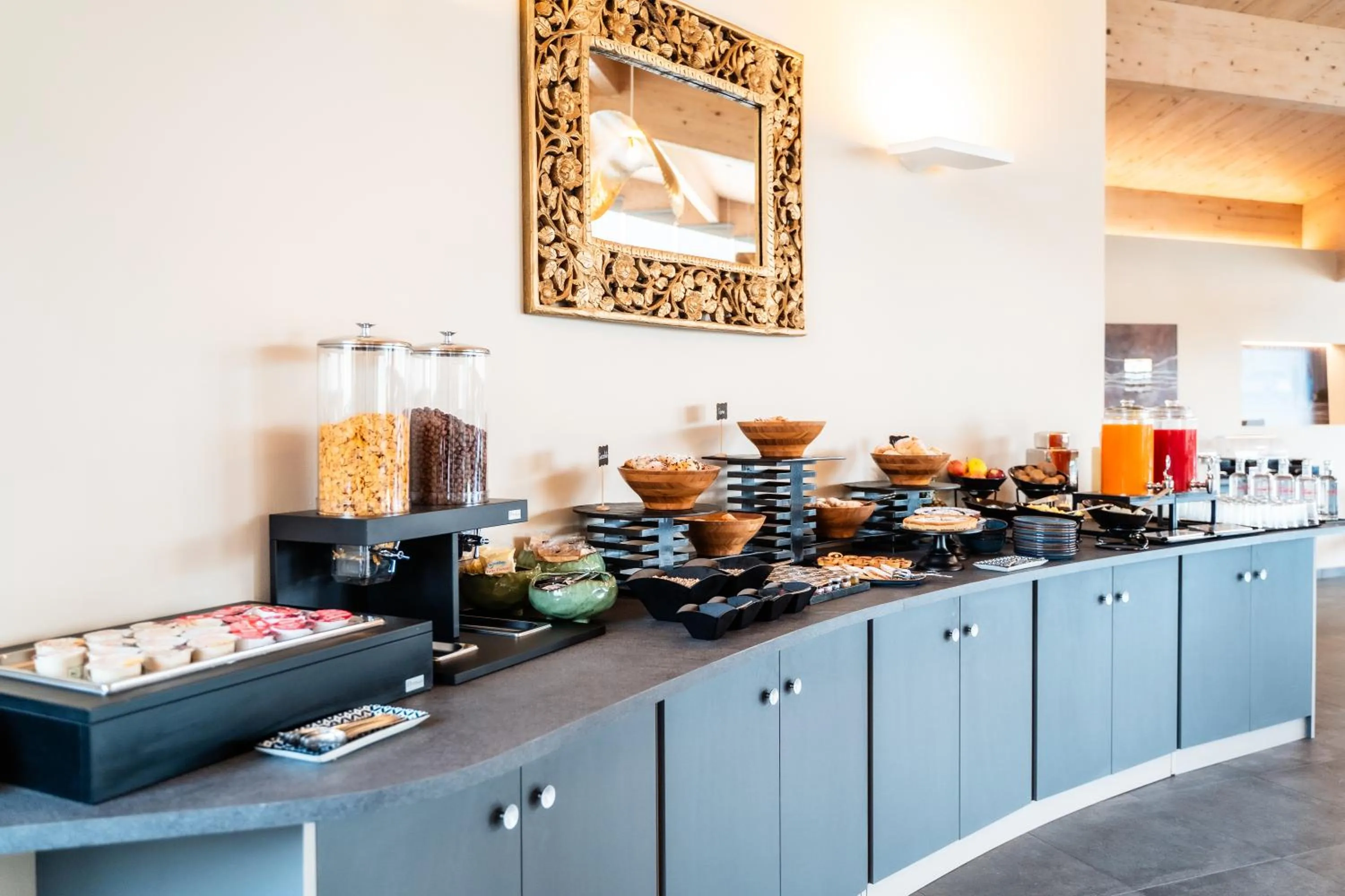 Breakfast in Hotel Capolago