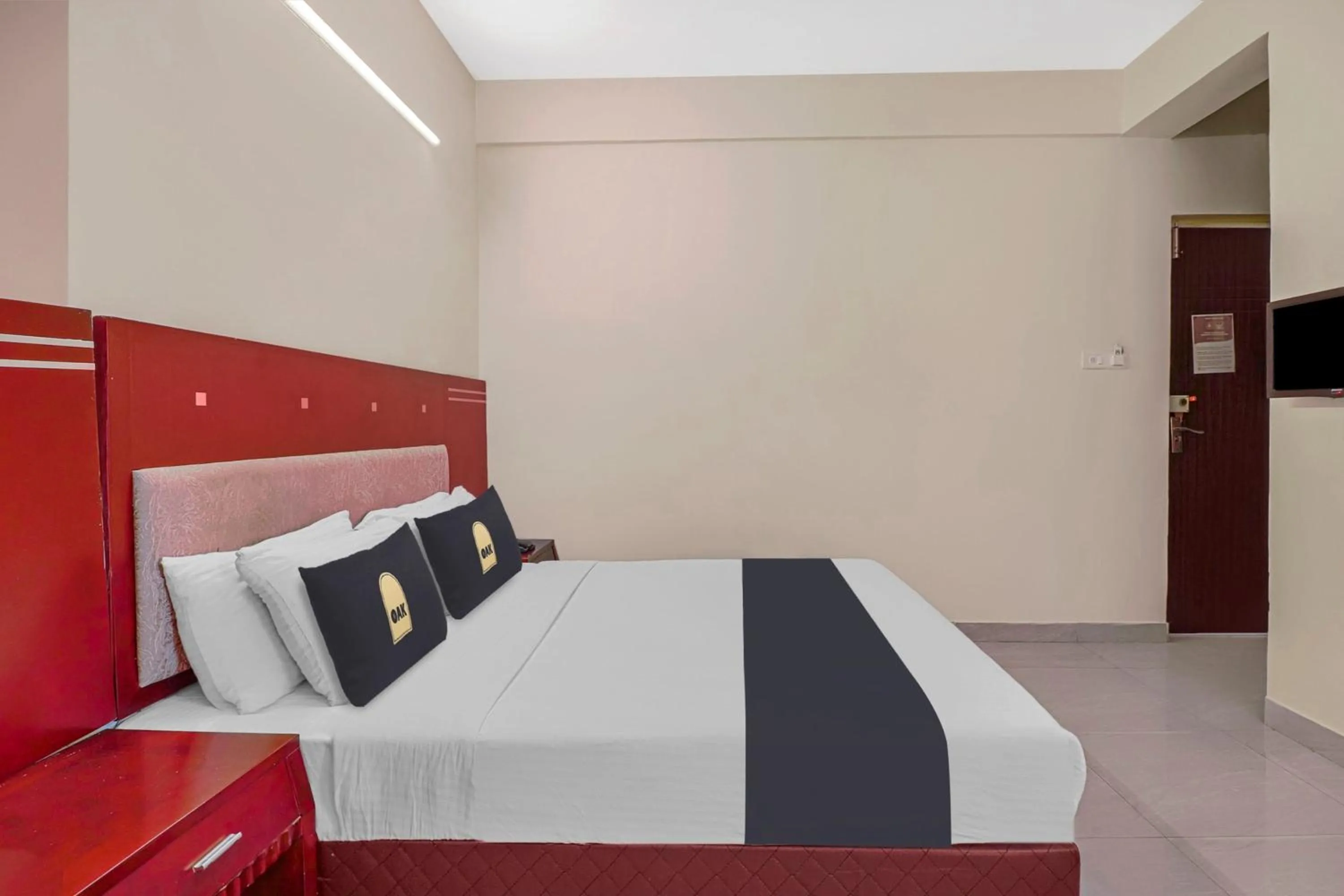 Bedroom, Bed in Collection O 29 Church's Inn Near Cubbon Park