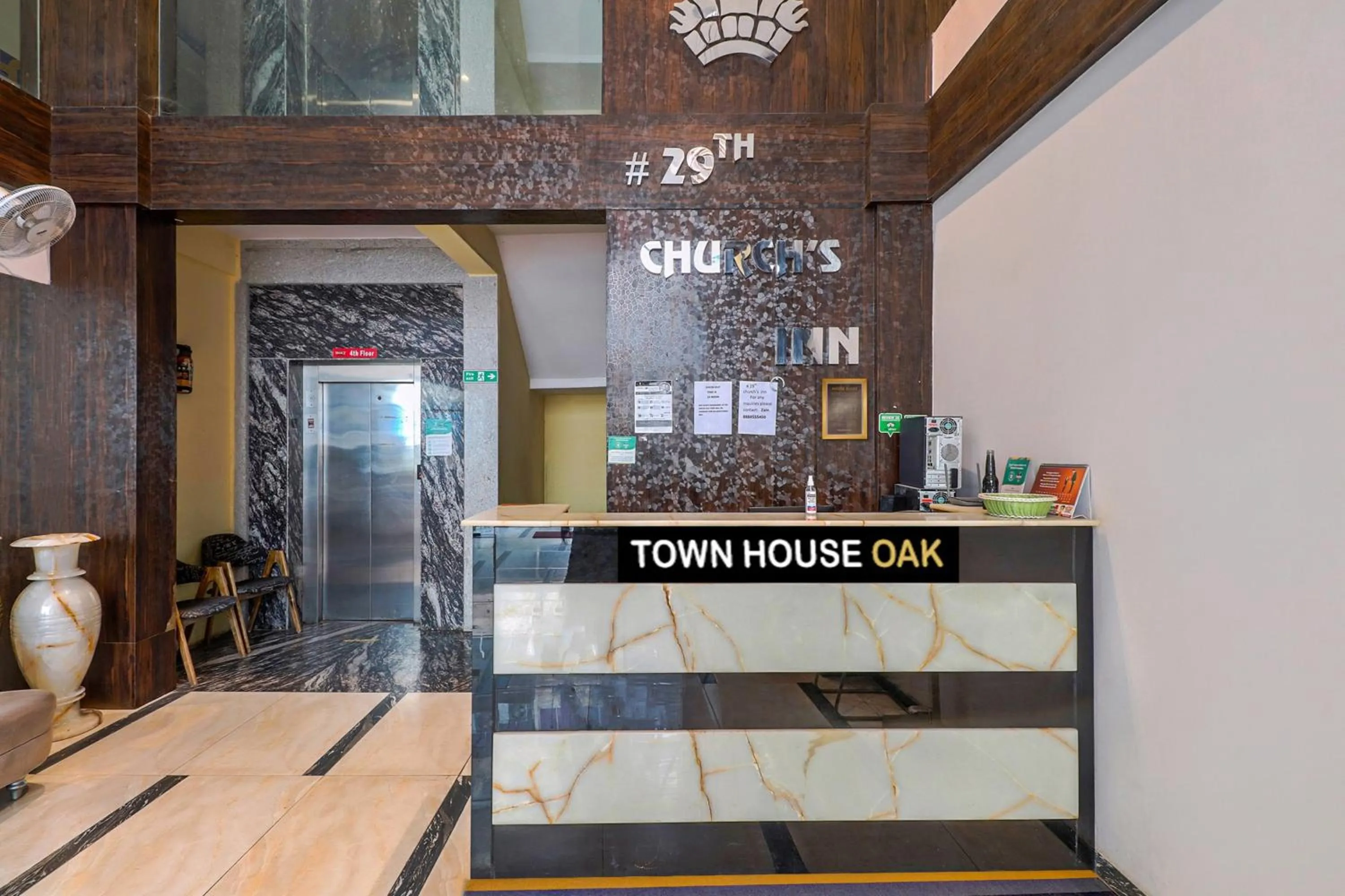 Lobby or reception in Collection O 29 Church's Inn Near Cubbon Park