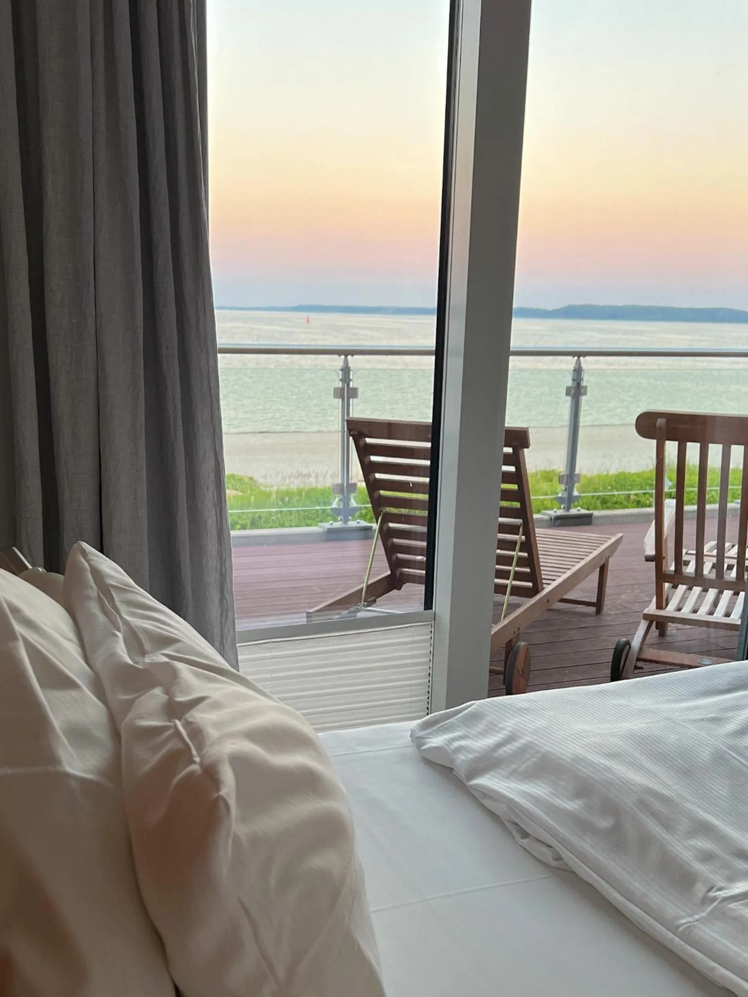 Bed in Ostsee-Strandhaus-Holnis