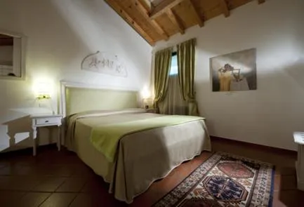 Photo of the whole room, Bed in Resort La Mola