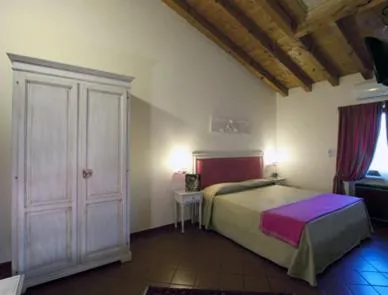 Photo of the whole room, Bed in Resort La Mola