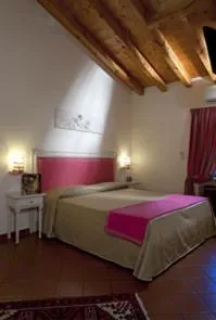 Photo of the whole room, Bed in Resort La Mola