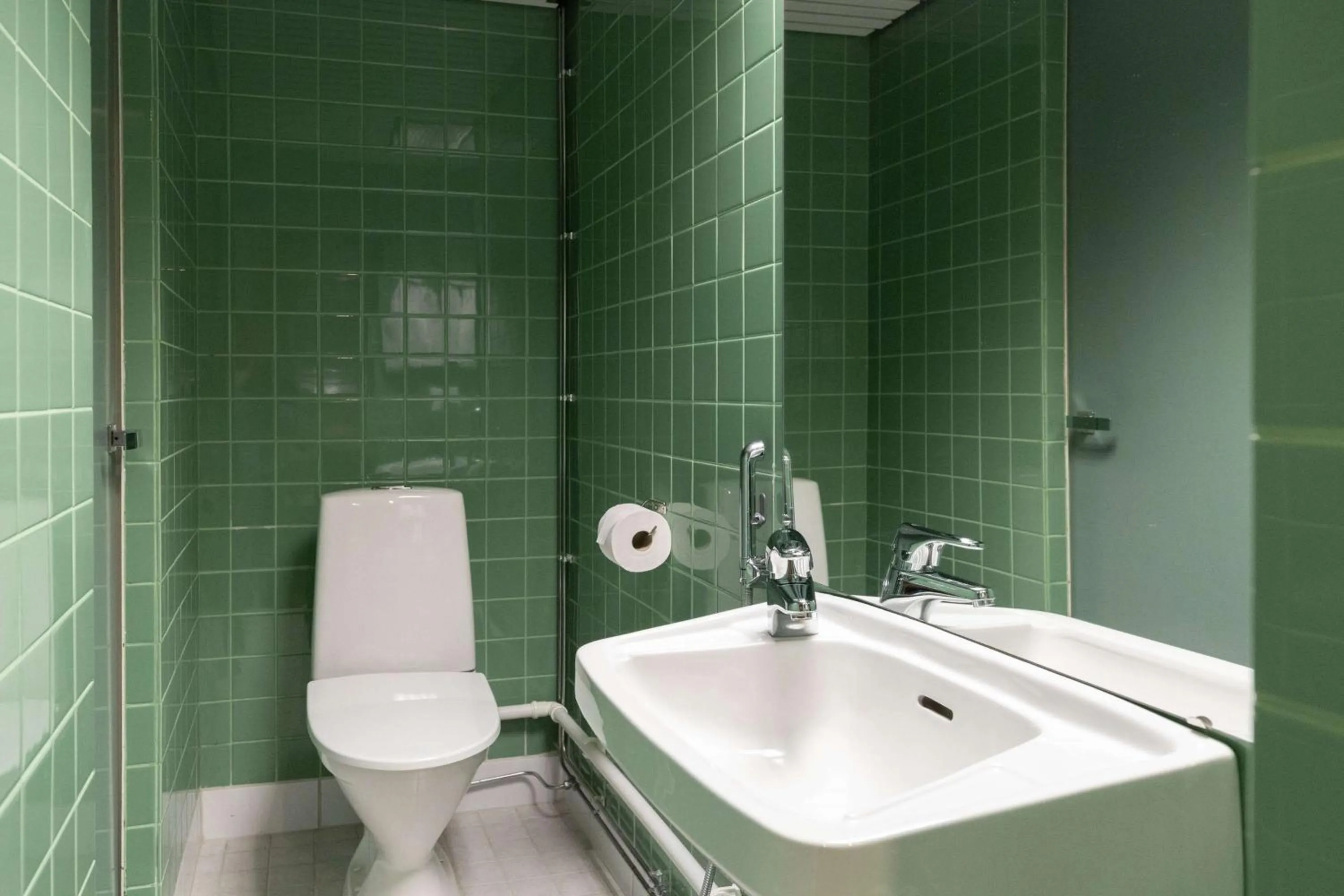 Bathroom in Scandic Aulanko