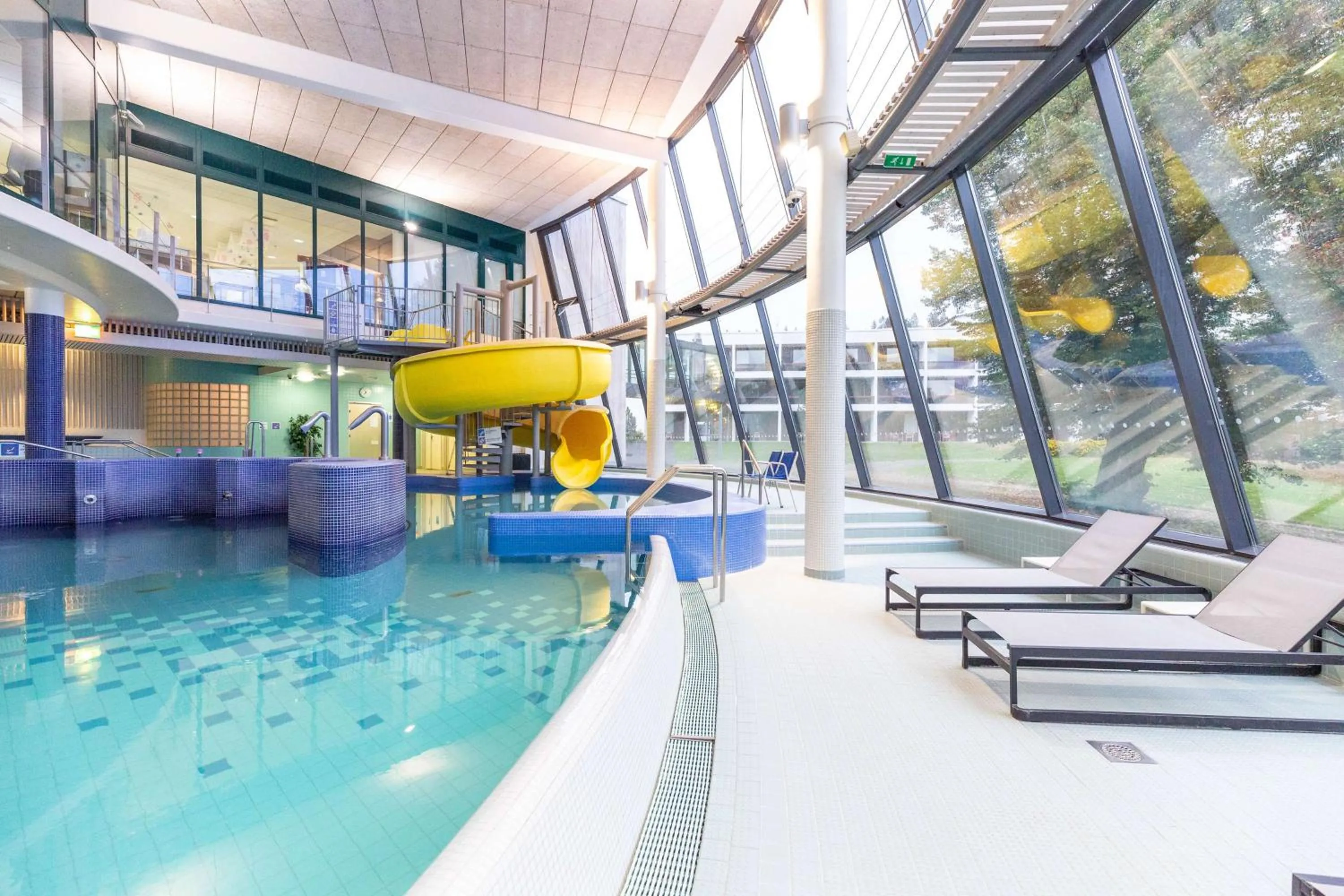 Pool view in Scandic Aulanko