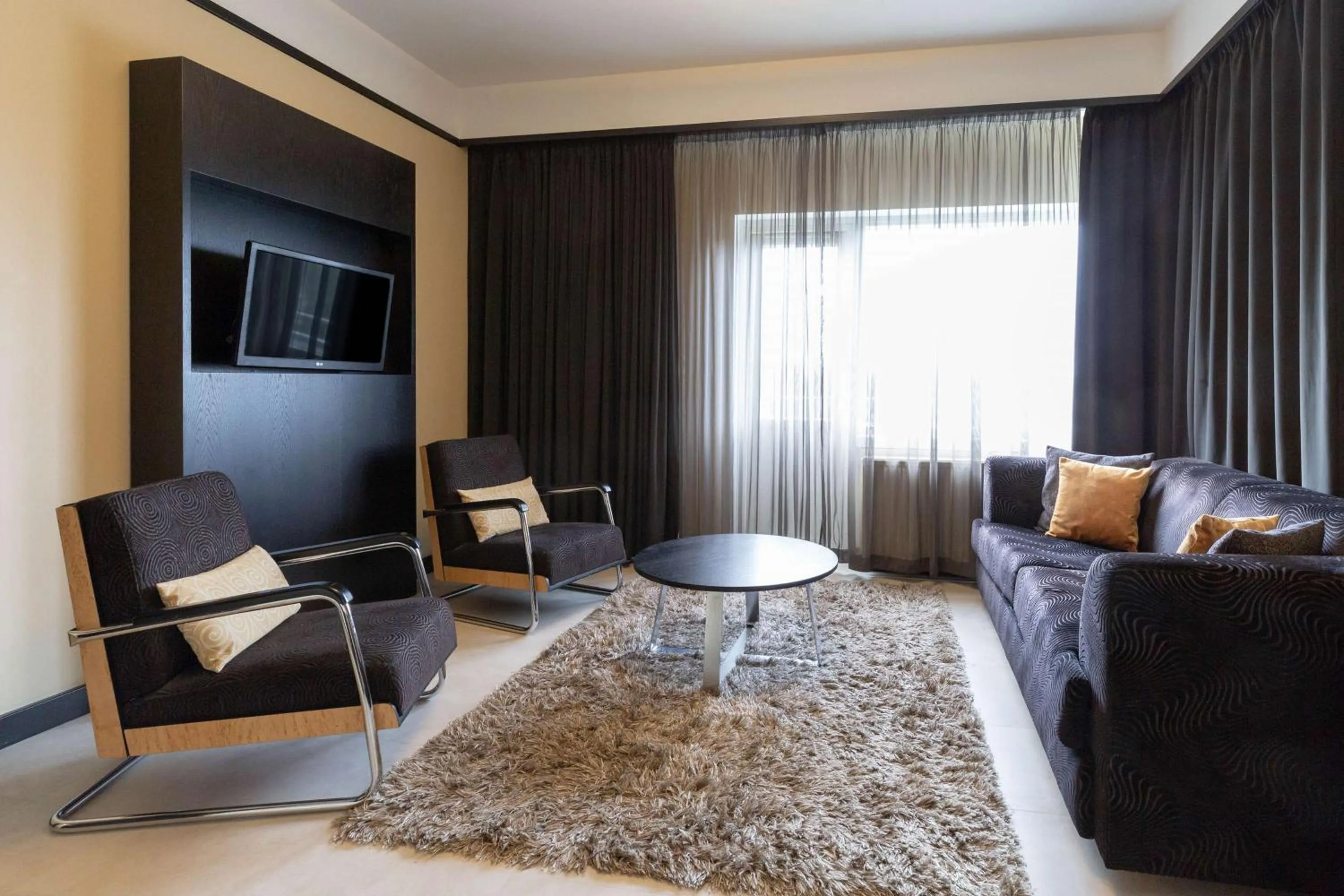 Bedroom in Scandic Aulanko