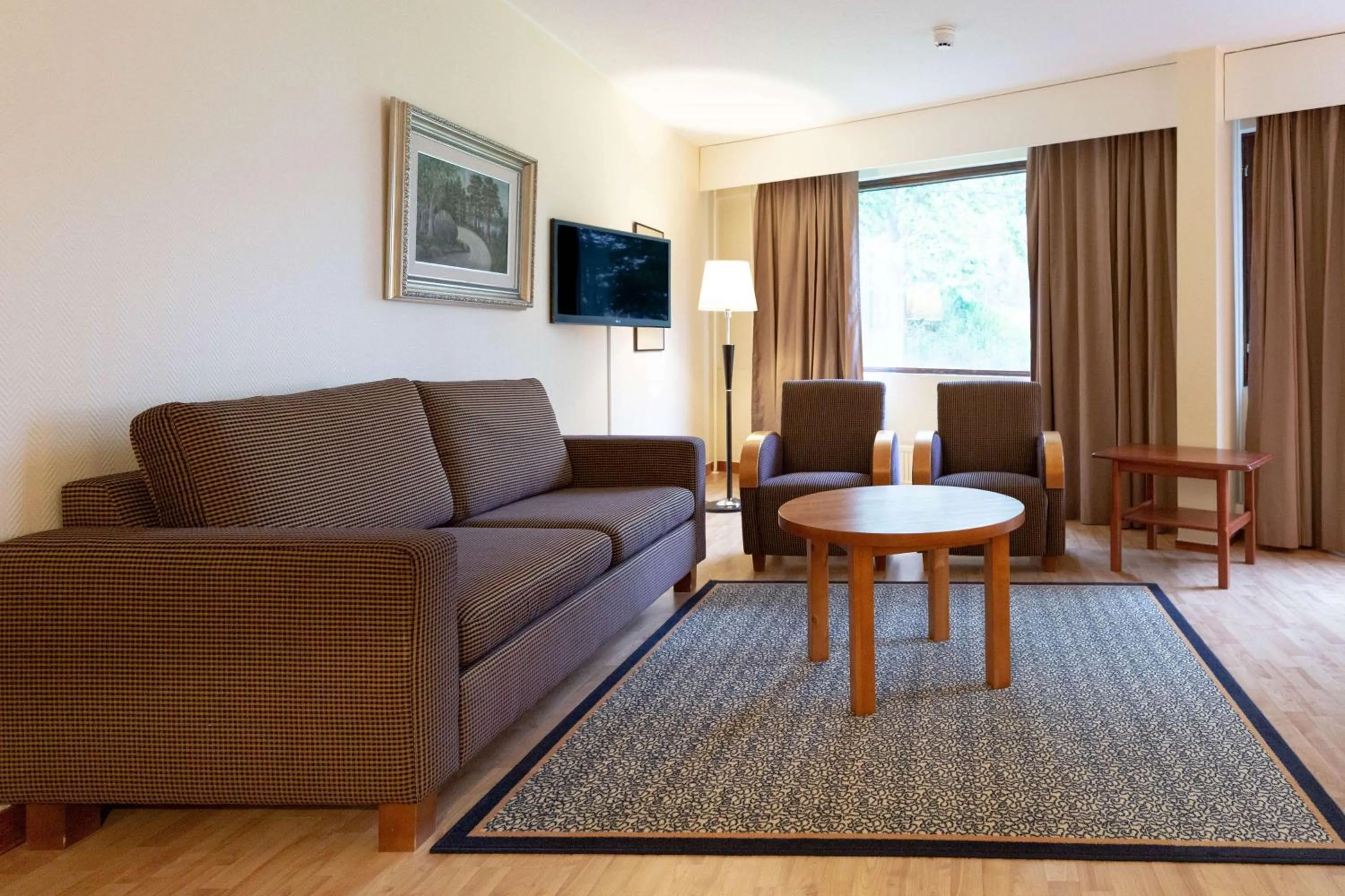 Bedroom in Scandic Aulanko