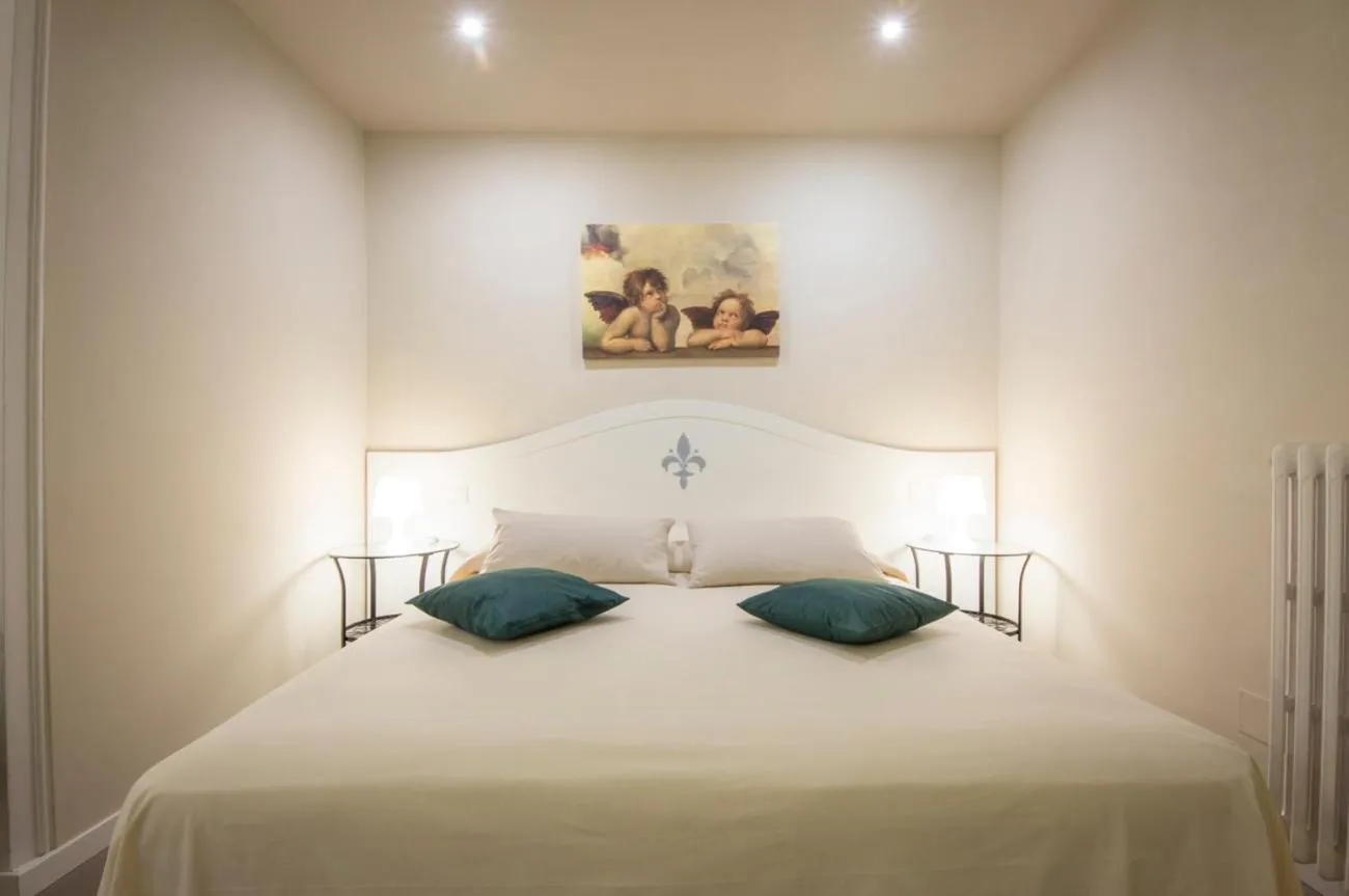 Santa Maria Novella Modern Apartment