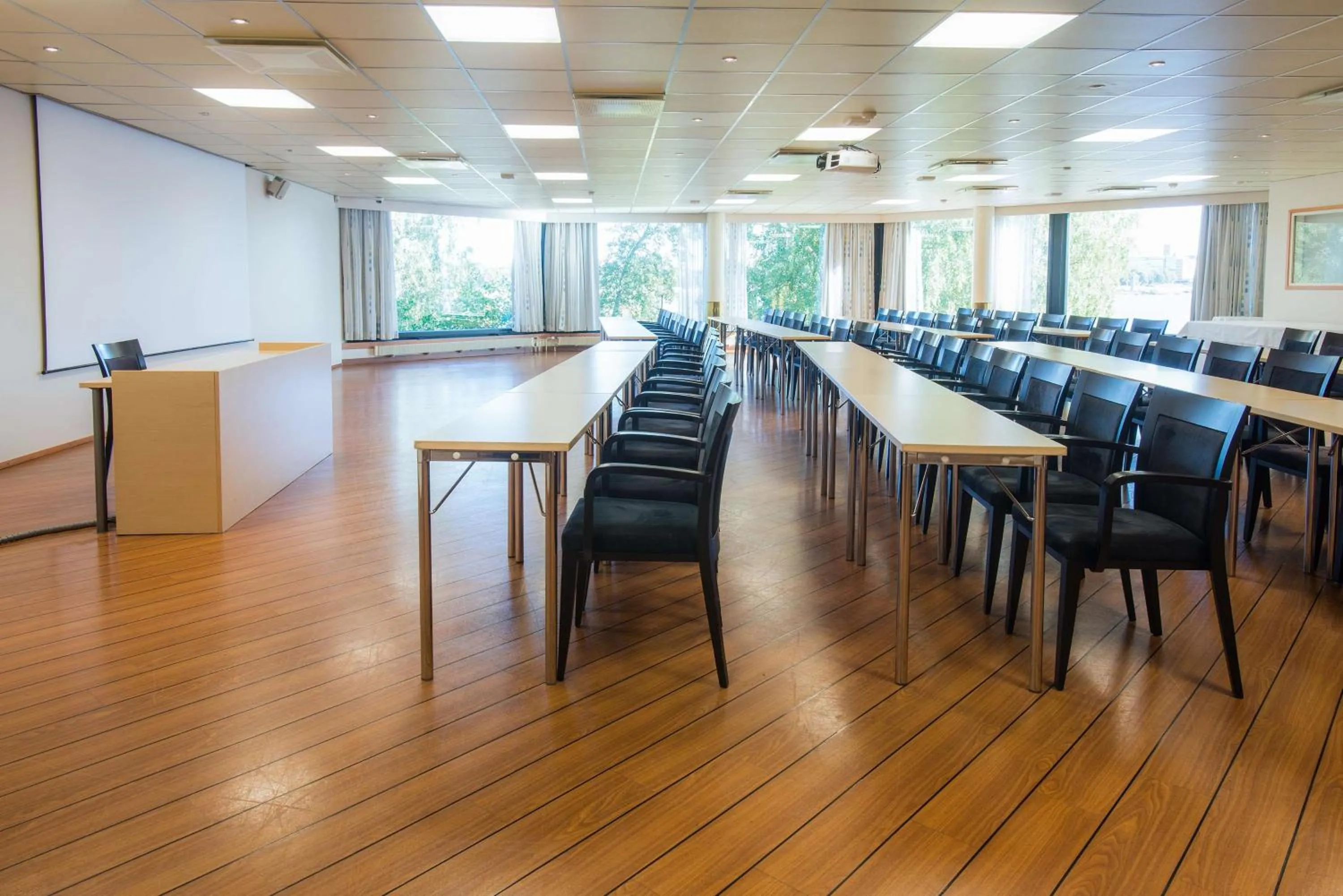 Meeting/conference room in Scandic Waskia