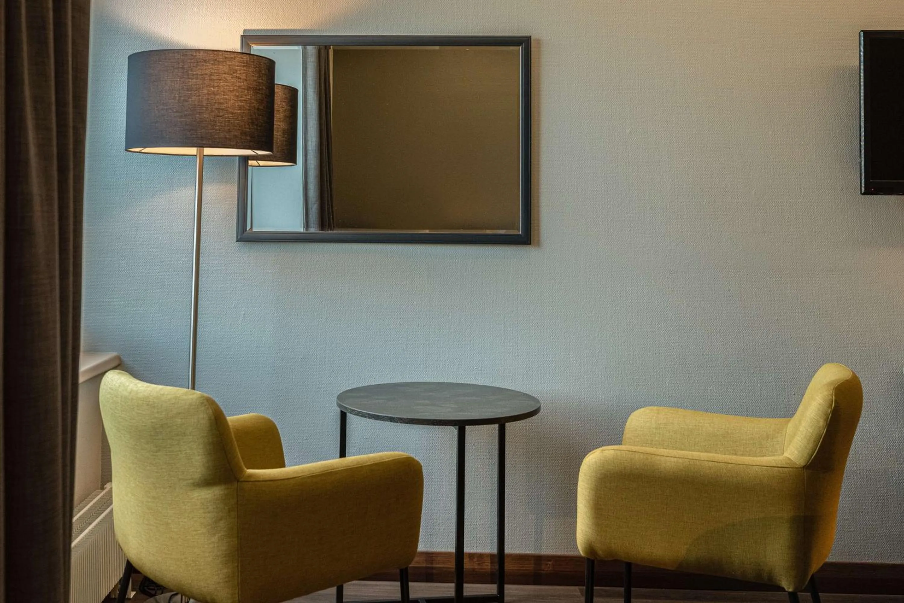 Bedroom in Scandic Waskia