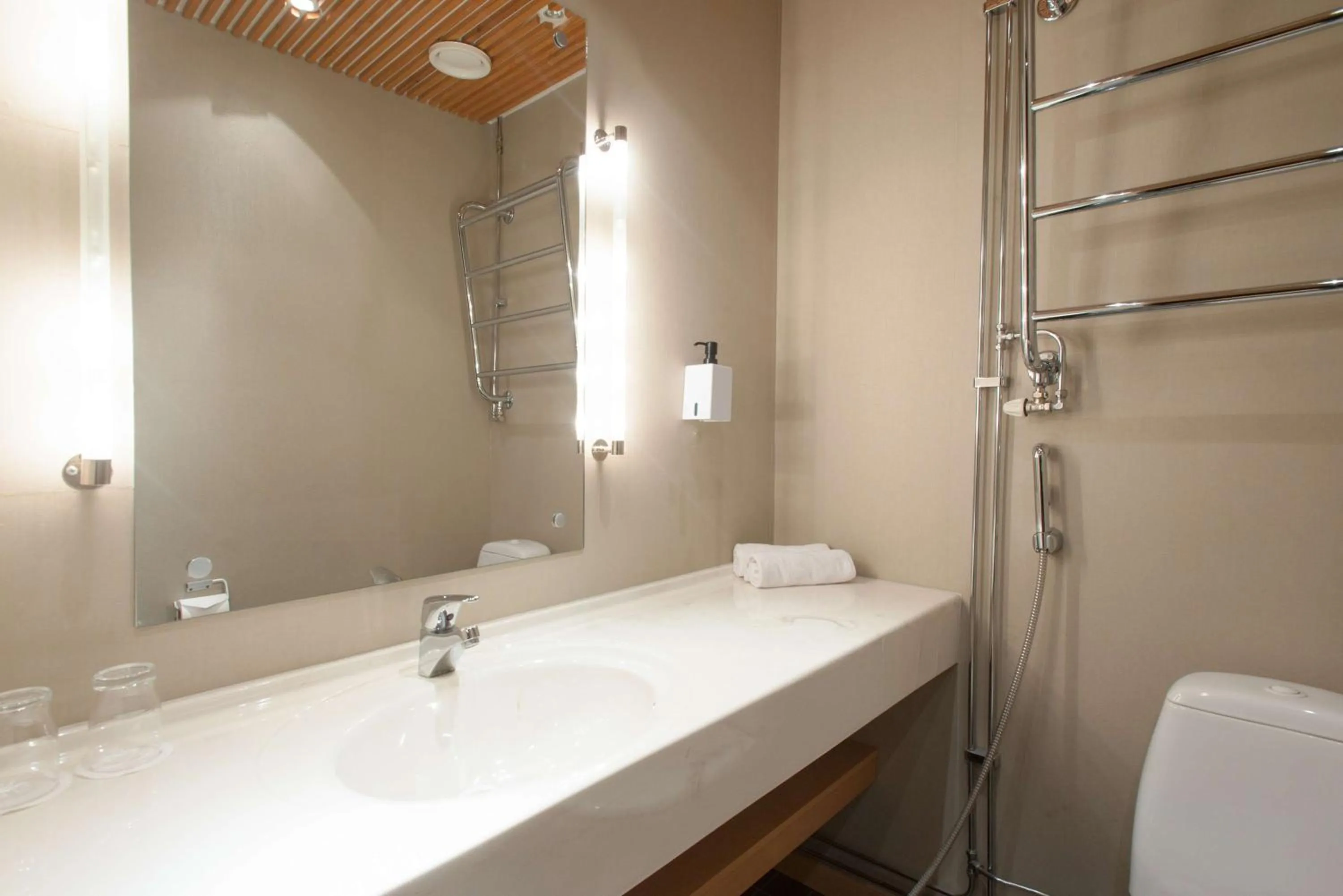 Bathroom in Scandic Pohjanhovi