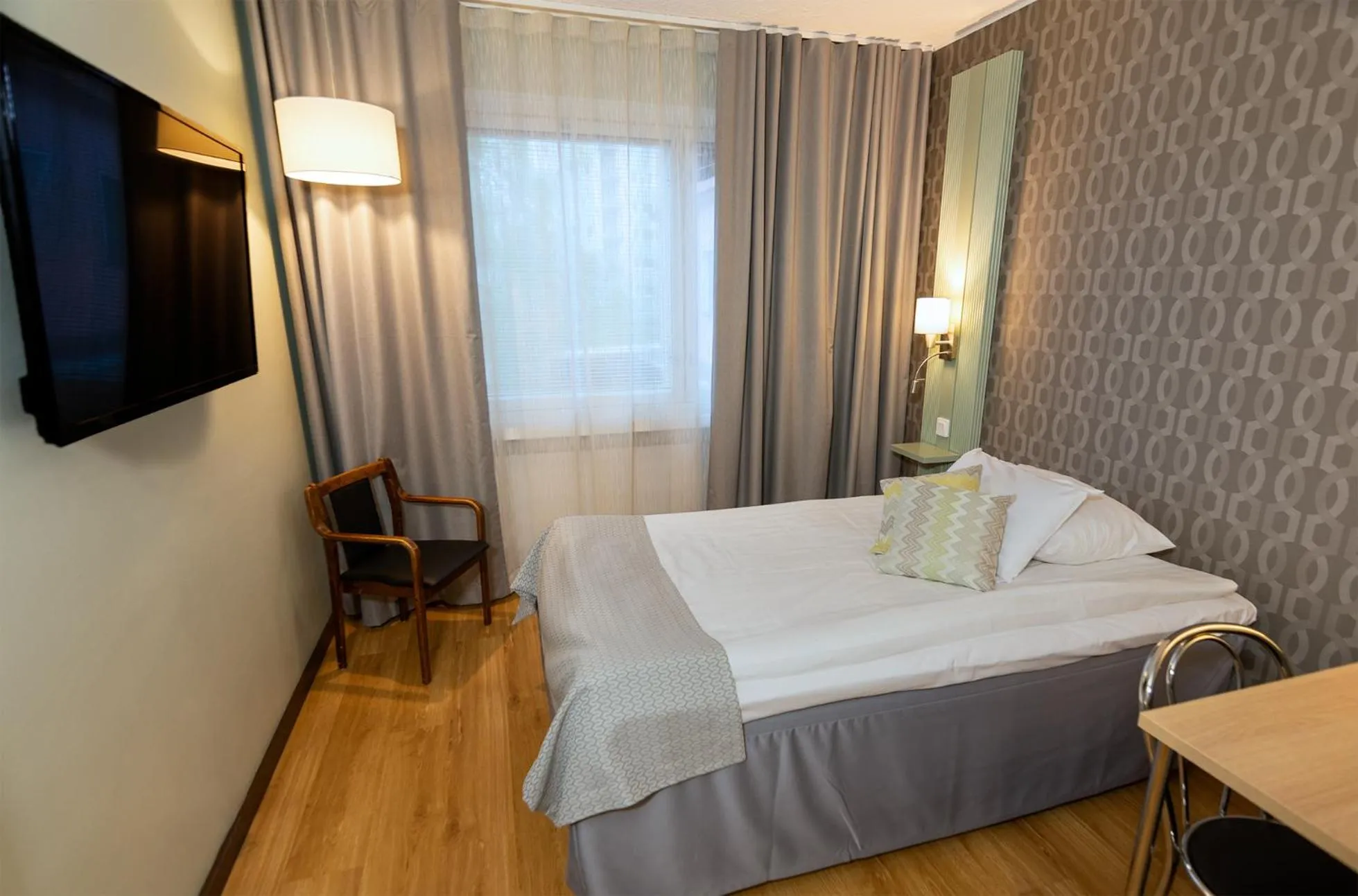 Photo of the whole room, Bed in Hotel Hirvi