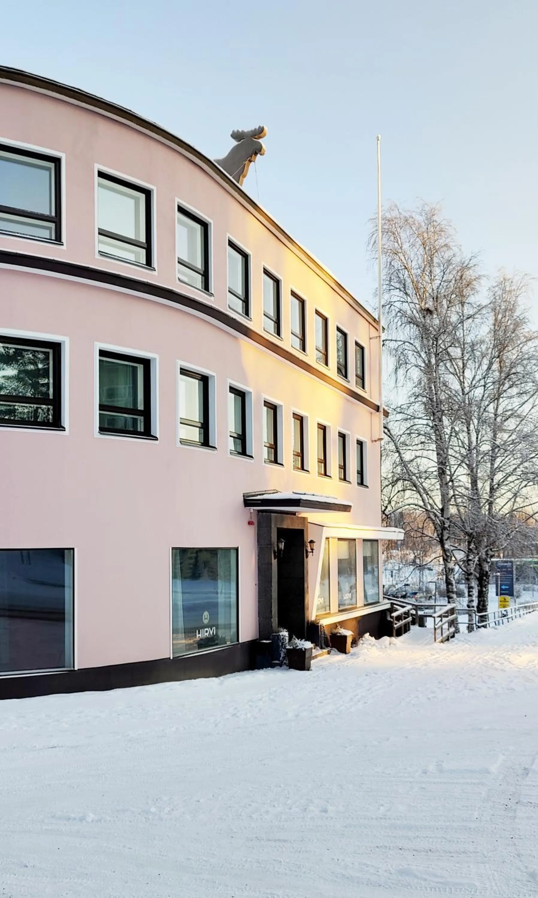 Property building in Hotel Hirvi