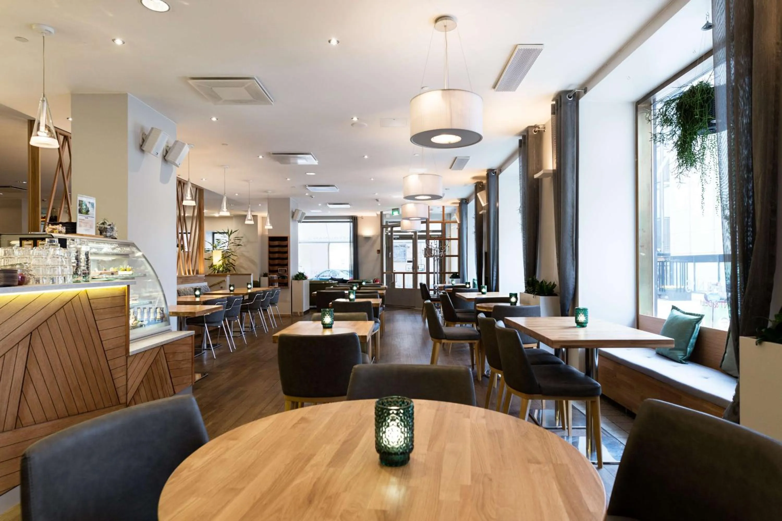 Restaurant/places to eat in Scandic Plaza Turku