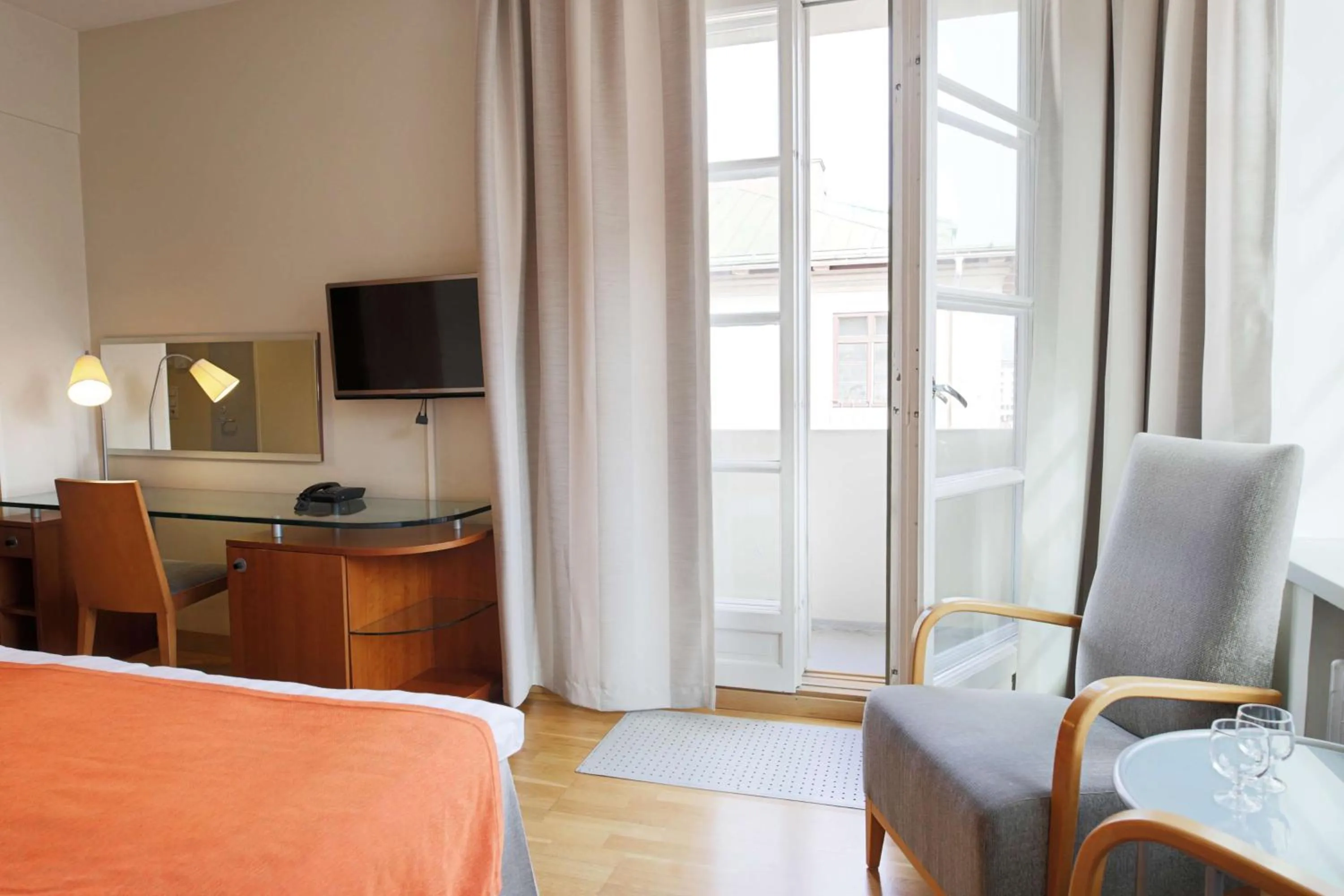 Bedroom in Scandic Plaza Turku