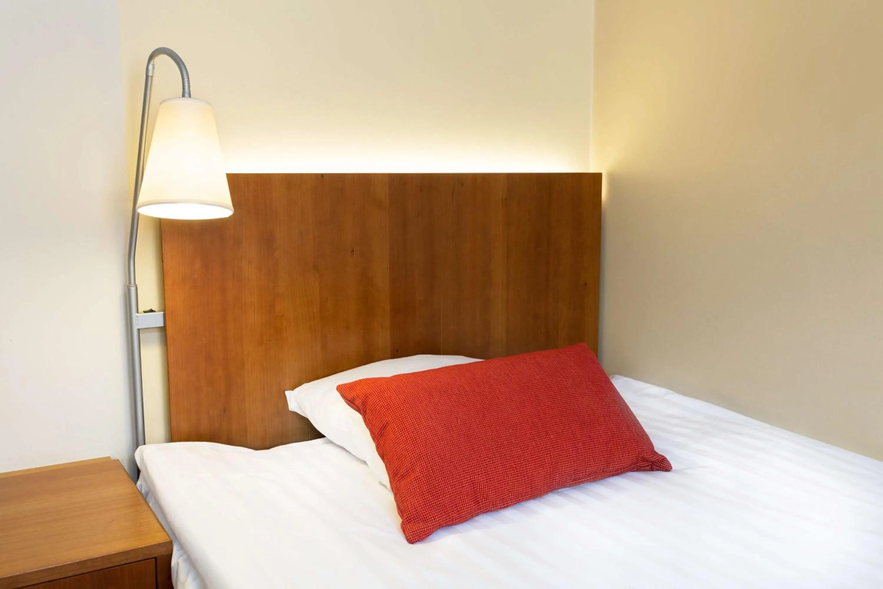 Bedroom, Bed in Scandic Plaza Turku